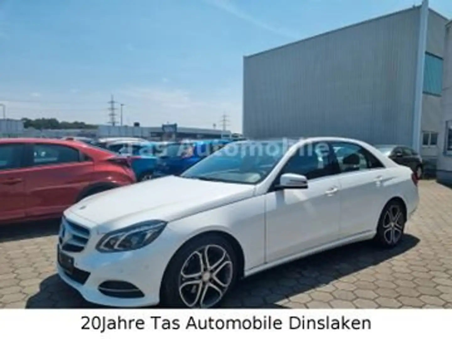 Mercedes-Benz E 220 BlueTEC 4Matic 7G-TRONIC Avantgarde"Seniorenfahrzg Weiß - 1