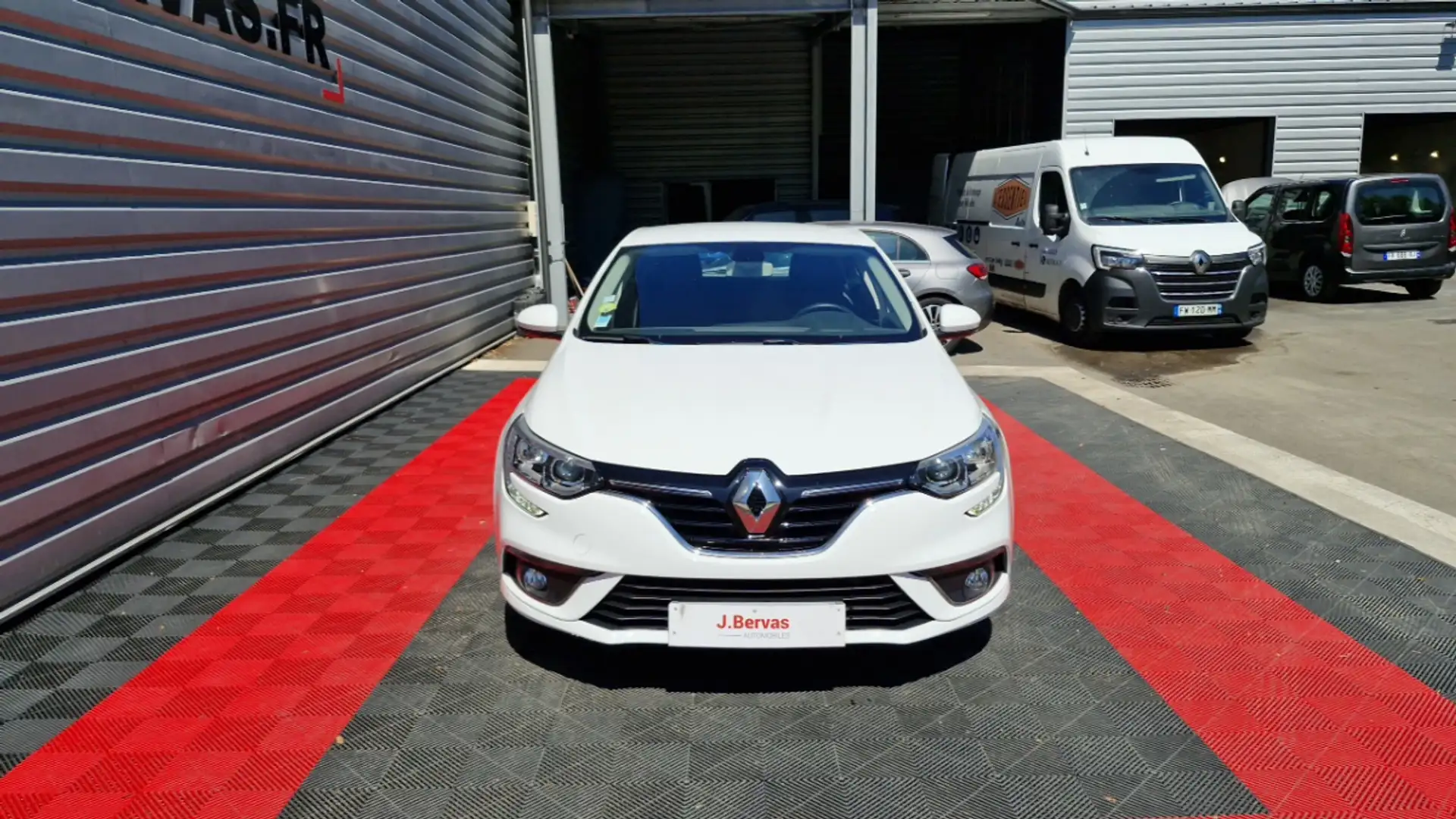 Renault Megane IV Société Air Nav 2P Blue dCi 95 Blanc - 2