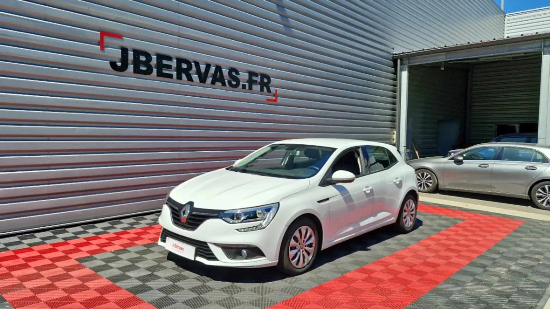 Renault Megane IV Société Air Nav 2P Blue dCi 95 Blanc - 1