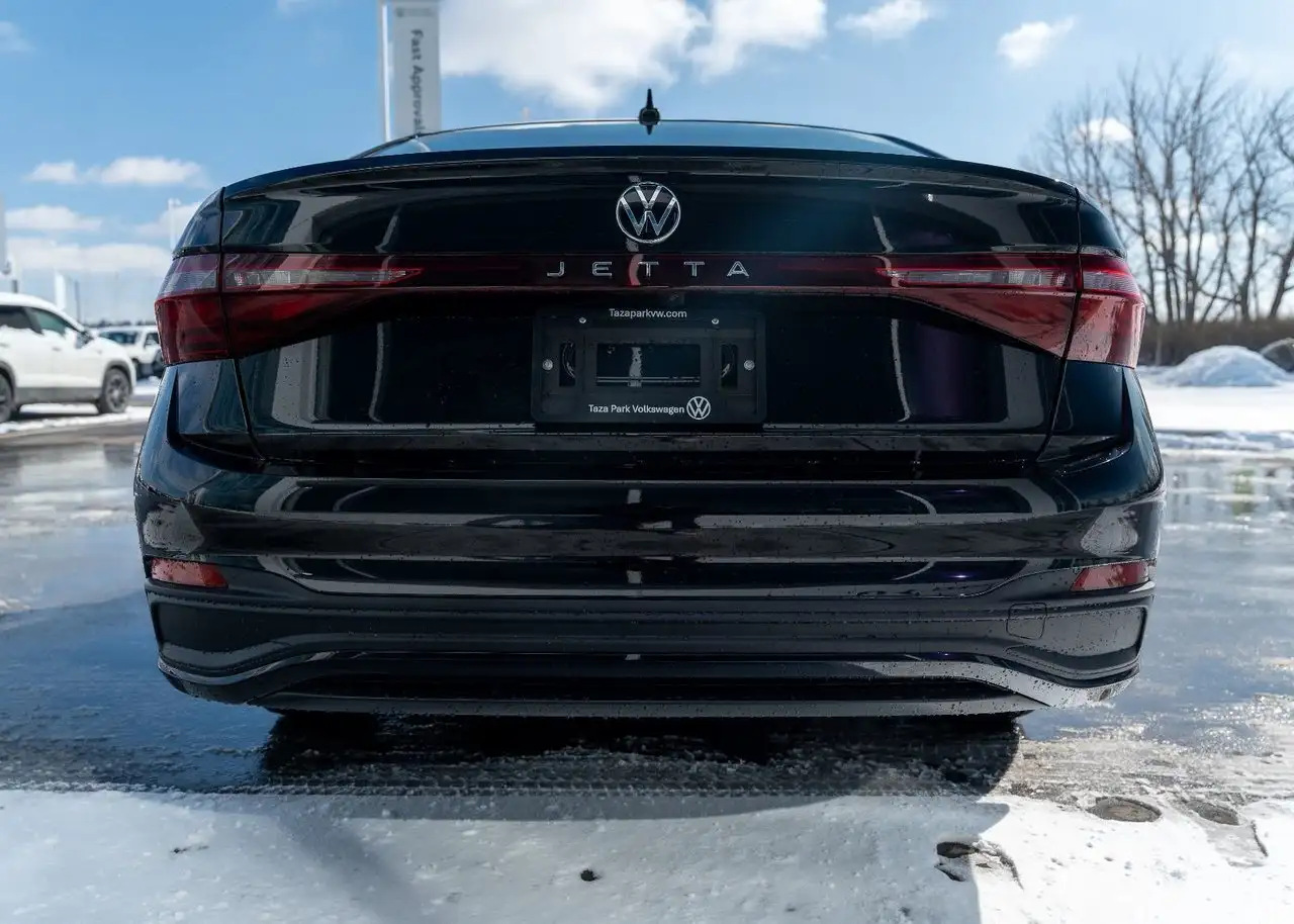 Volkswagen Jetta снимка Volkswagen Jetta
