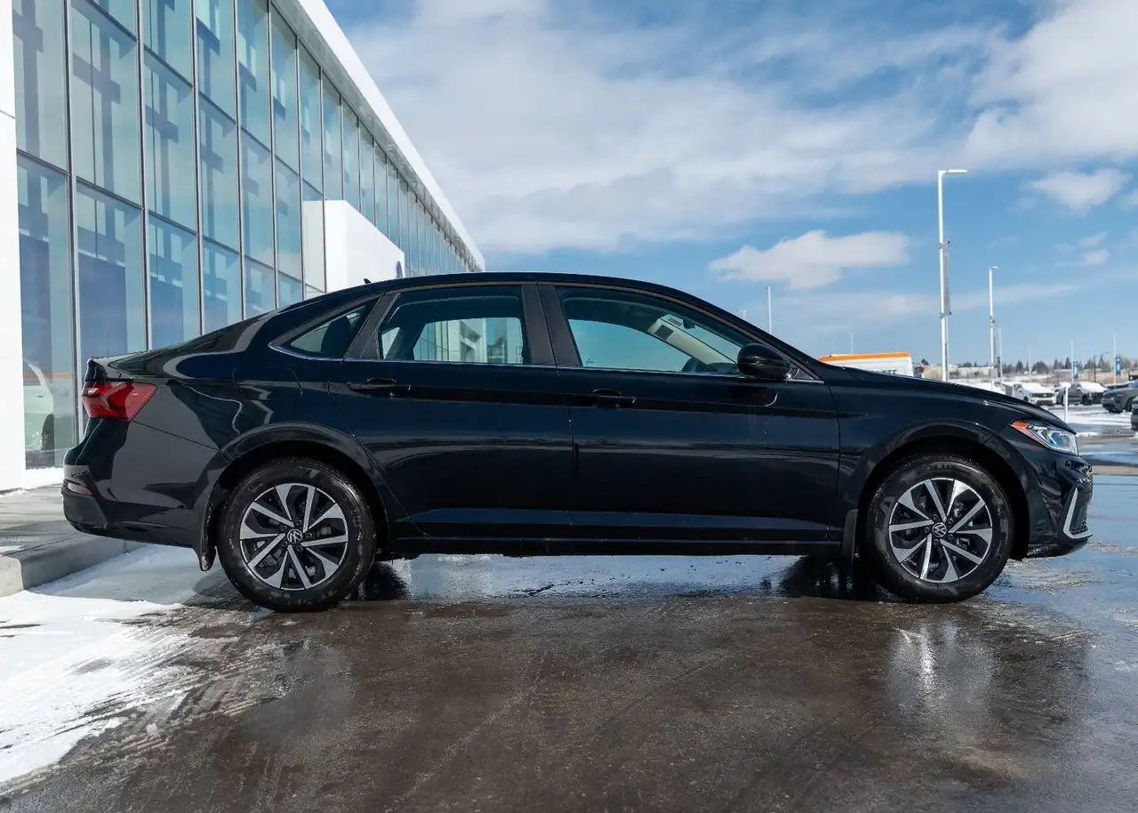 Volkswagen Jetta снимка Volkswagen Jetta