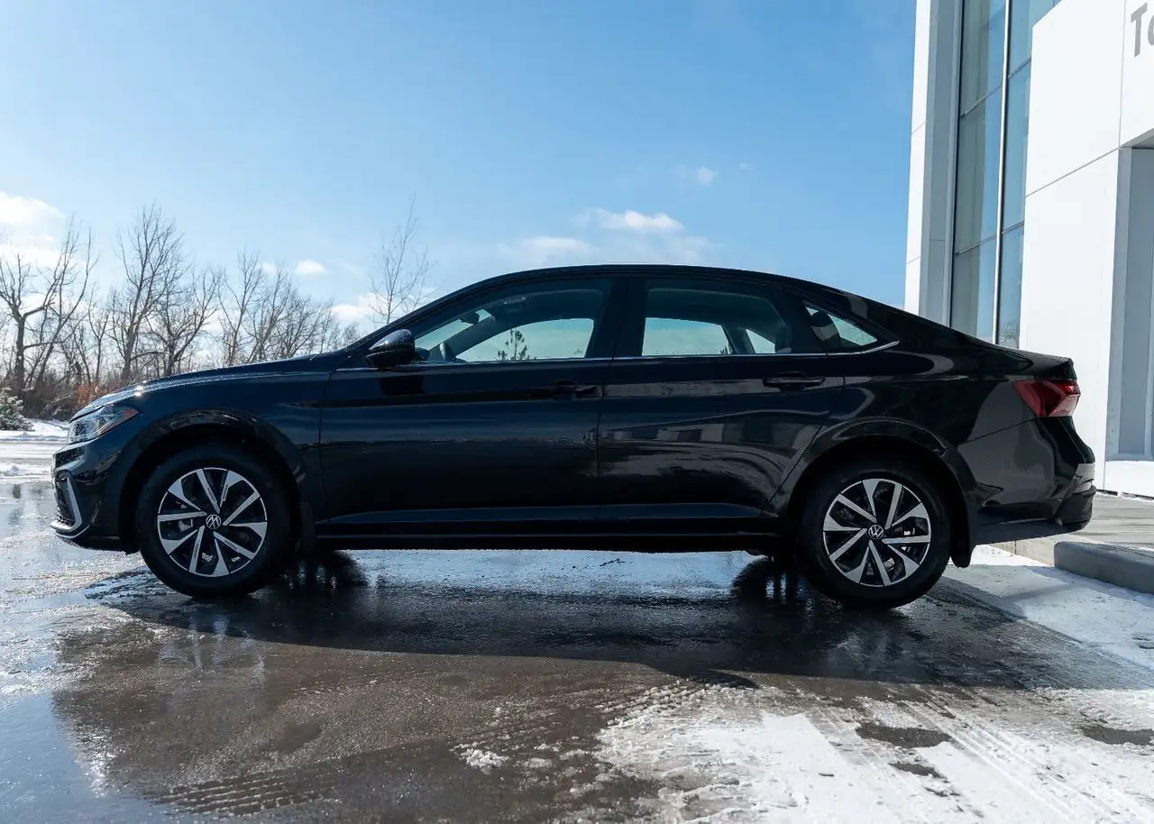 Volkswagen Jetta снимка Volkswagen Jetta