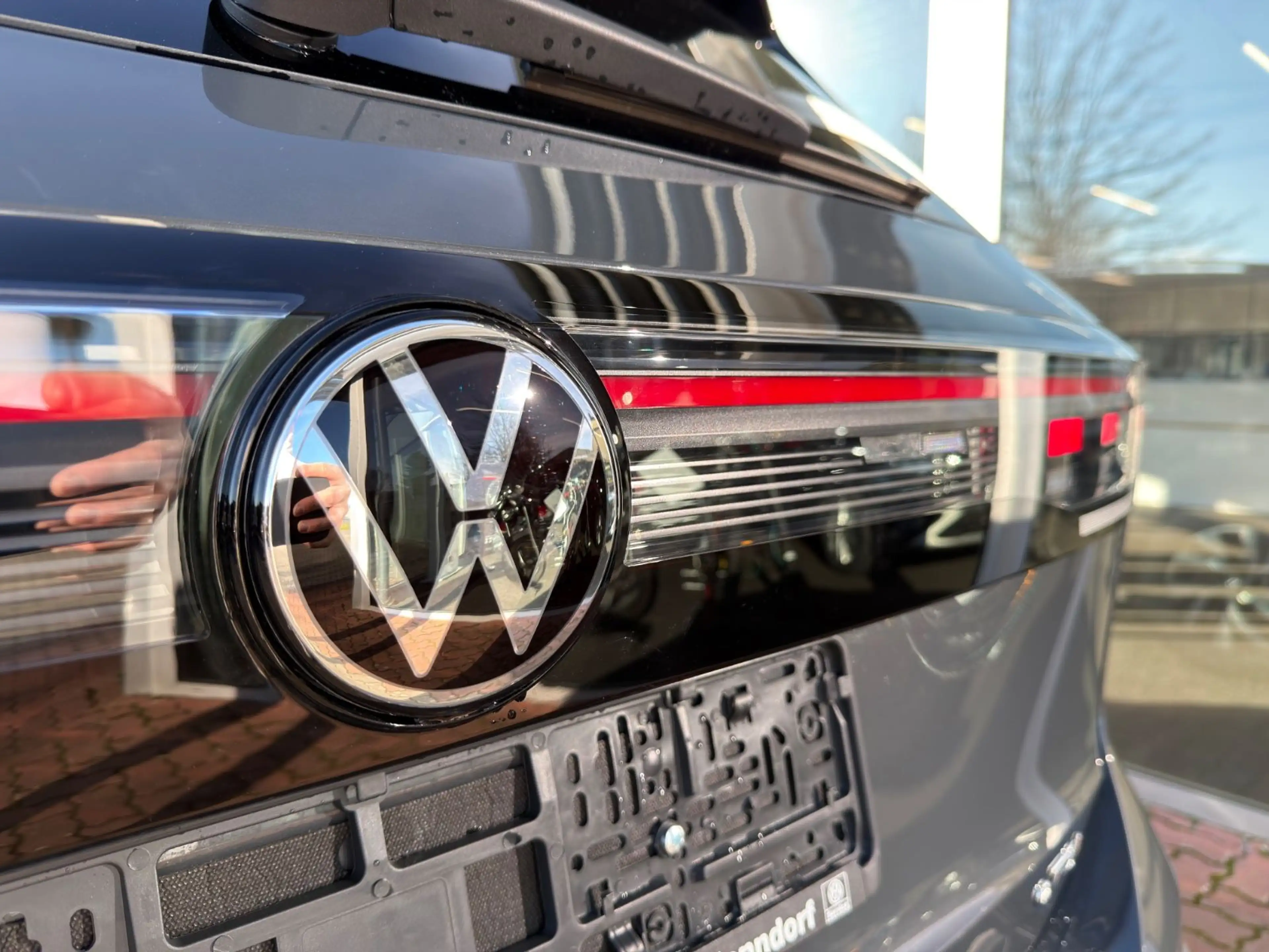 Volkswagen Tiguan 1.5 eTSI DSG LED-Plus Assistenten Kamera — photo 9