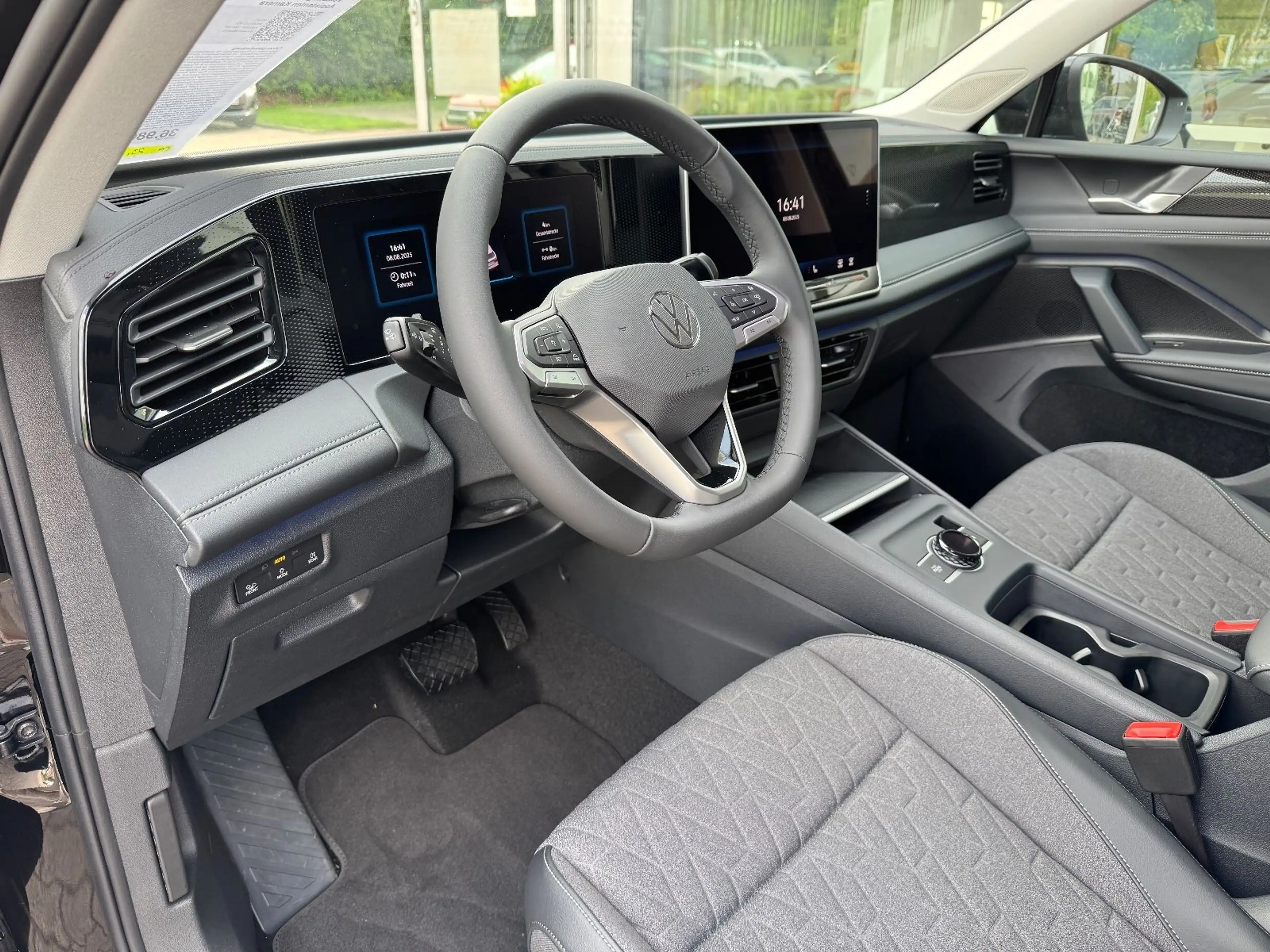 Volkswagen Tiguan 1.5 eTSI DSG LED-Plus Assistenten Kamera — photo 12