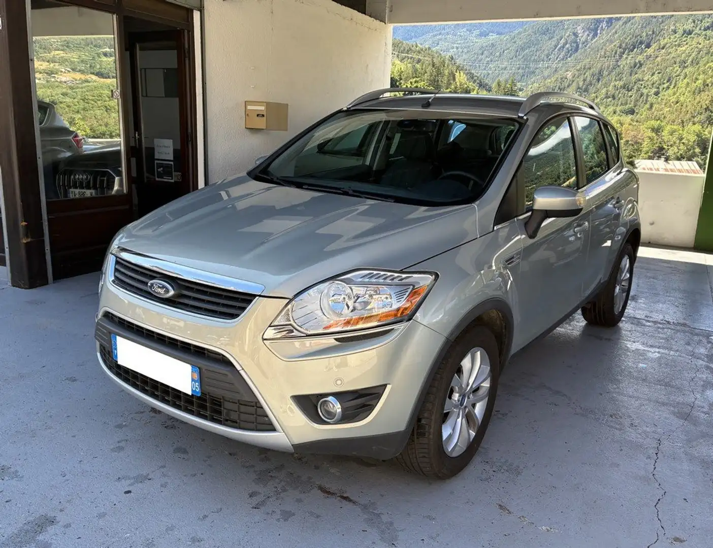 Ford Kuga 2.0 TDCI 163Ch TITANIUM 4X4 Gris - 1