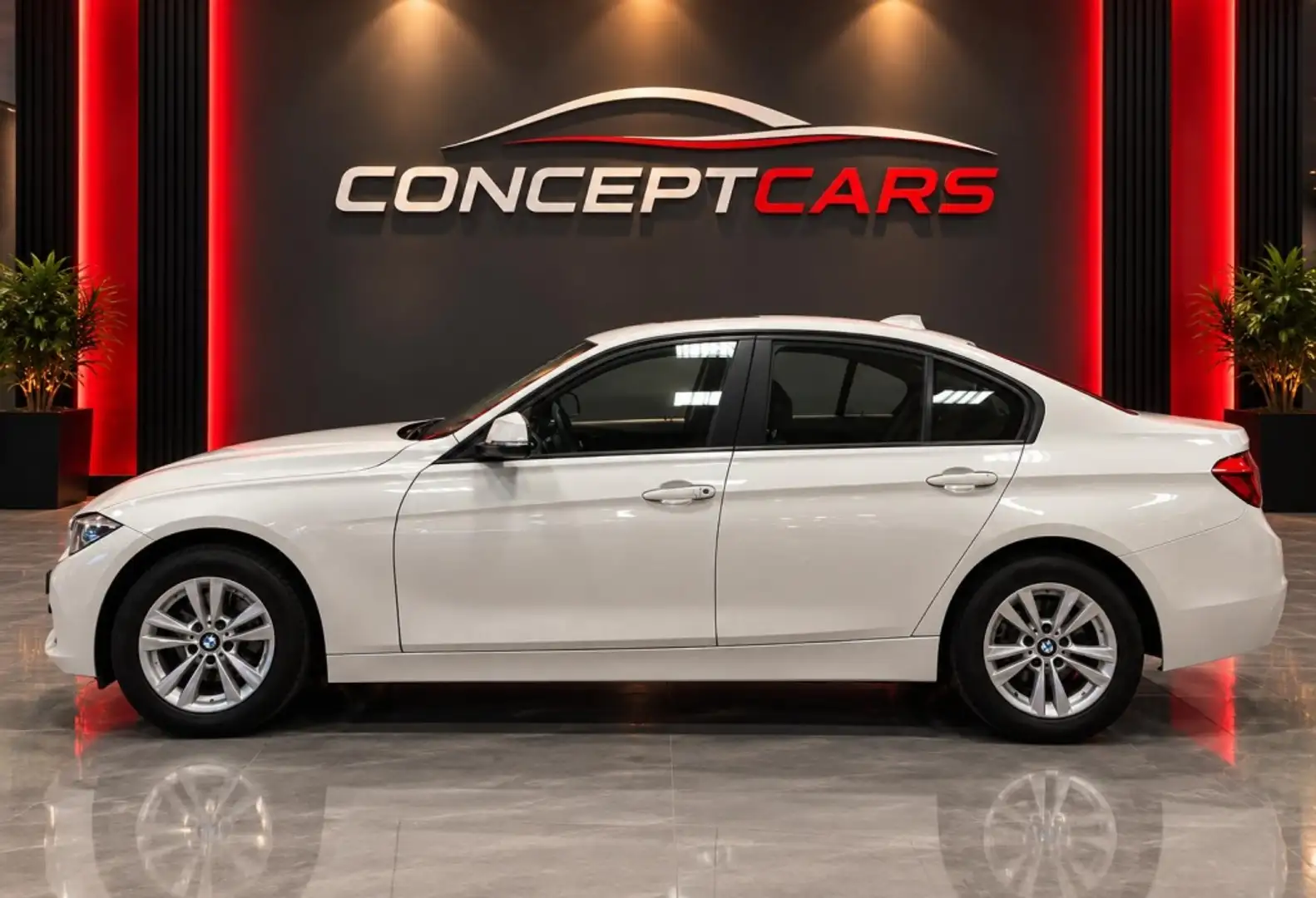 BMW 318 318d xDrive Blanco - 2