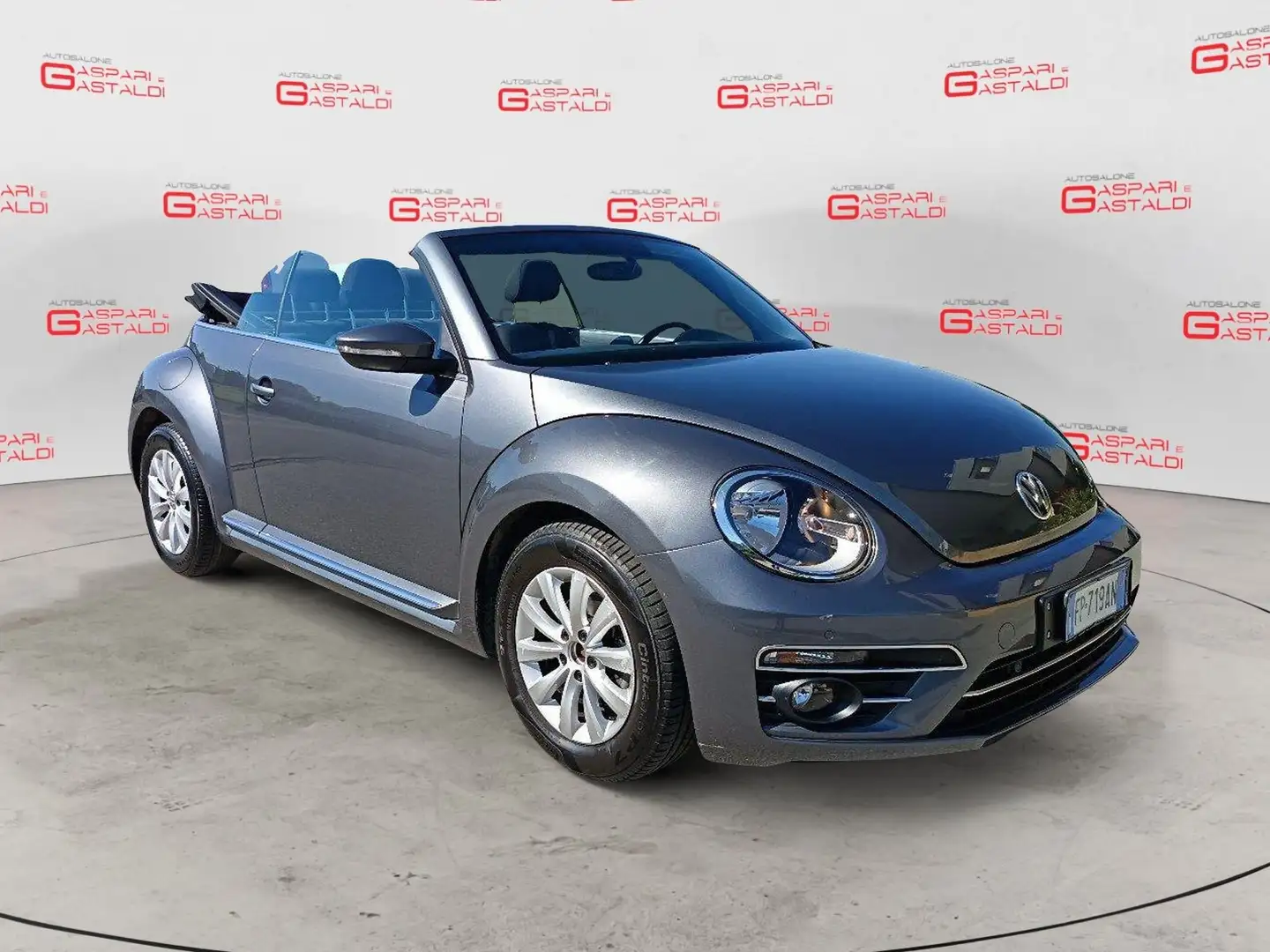 Volkswagen Maggiolino Cabrio 2.0 TDI Design BlueMotion Technology Grigio - 2