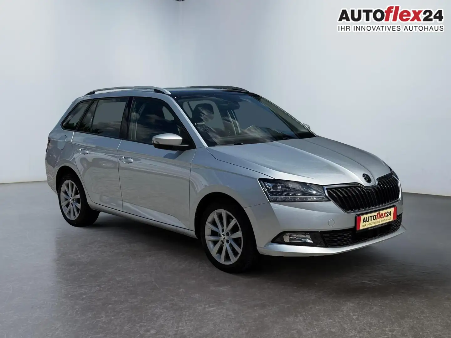 Skoda Fabia Combi Style SmLi Panora SHZ Alu 81 kW (110 PS),... Plateado - 1
