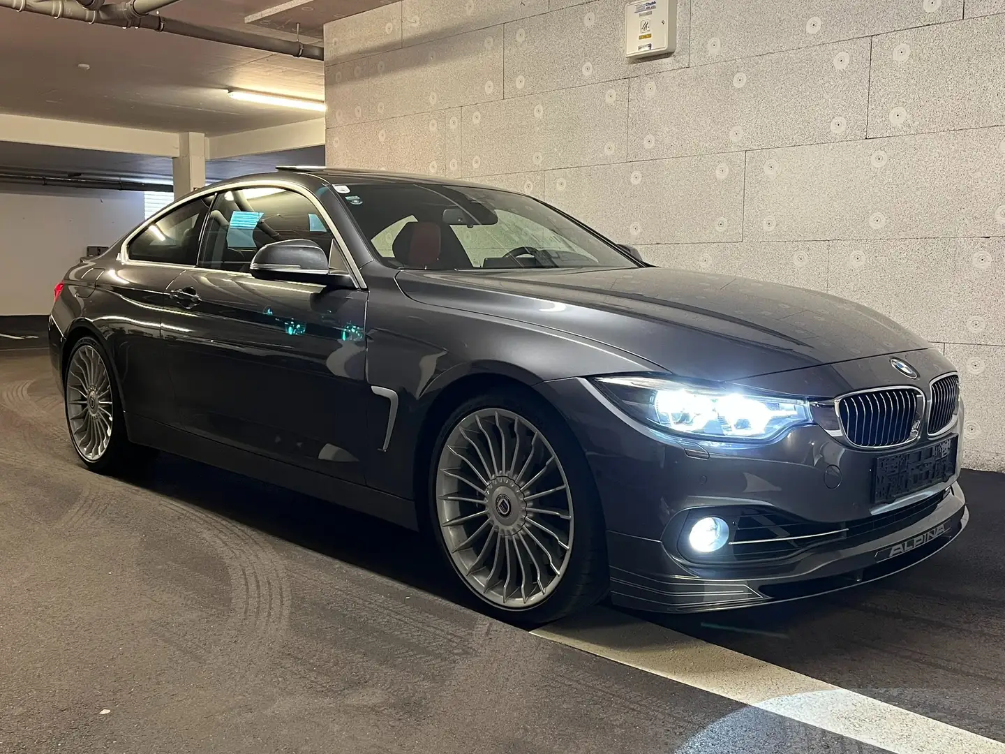 BMW M4 ALPINA B4s Coupé Allrad (Facelift) Grau - 2