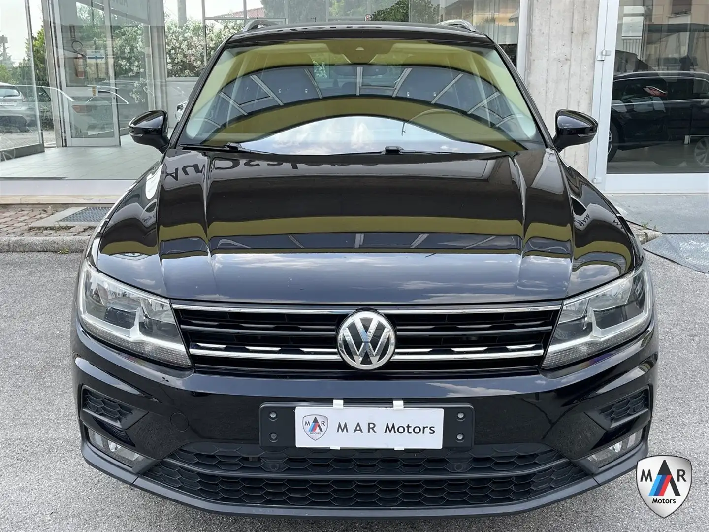 Volkswagen Tiguan 2.0 tdi Business 150cv dsg Negro - 2