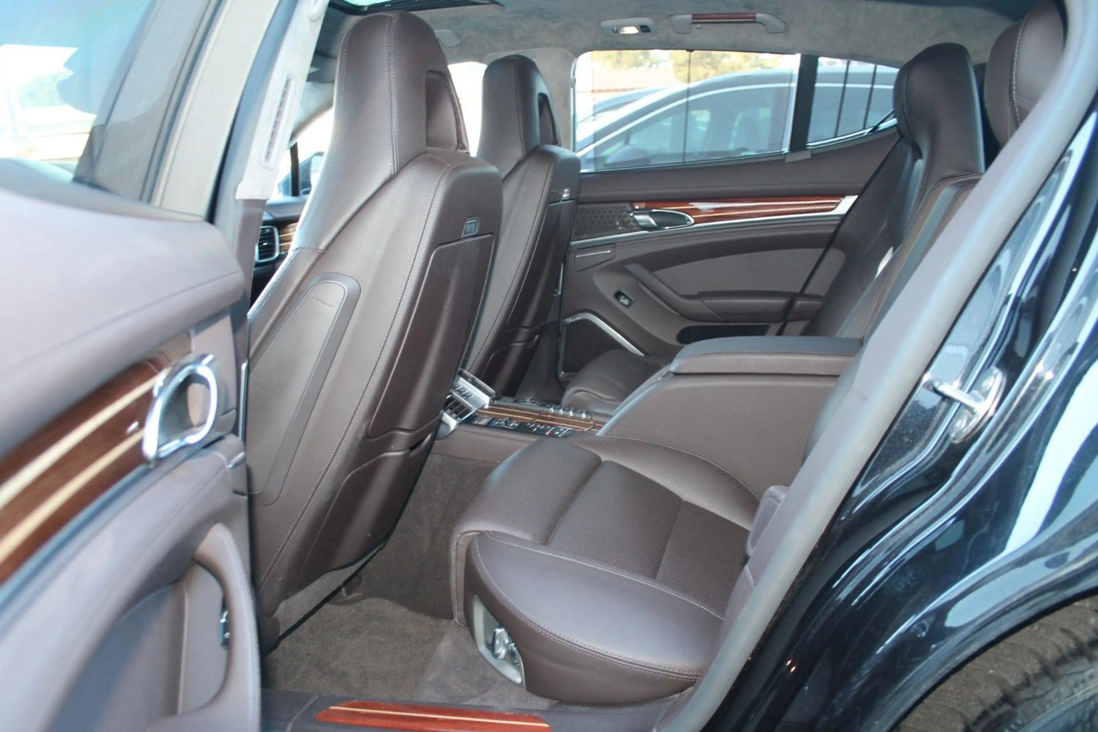 Porsche Panamera Turbo — photo 8