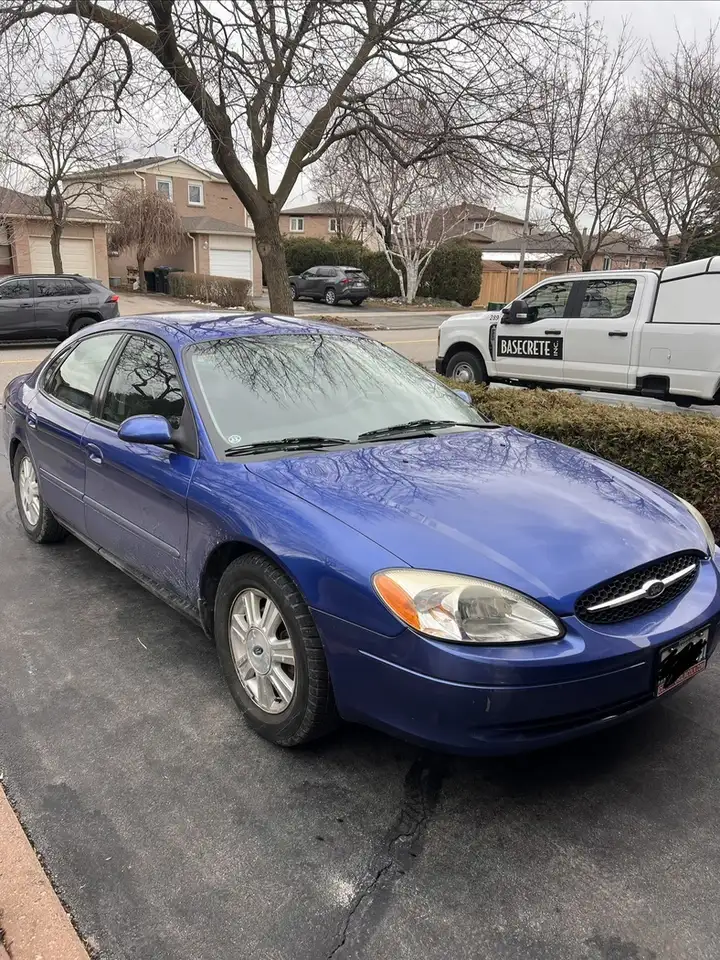 2002 Ford Taurus