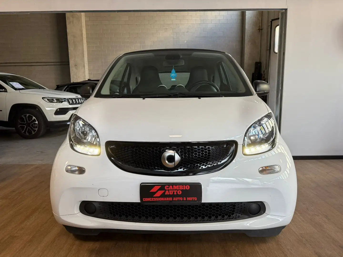 smart forTwo PROMO BLACK FRIDAY! 71cv twinamic my19 Weiß - 2