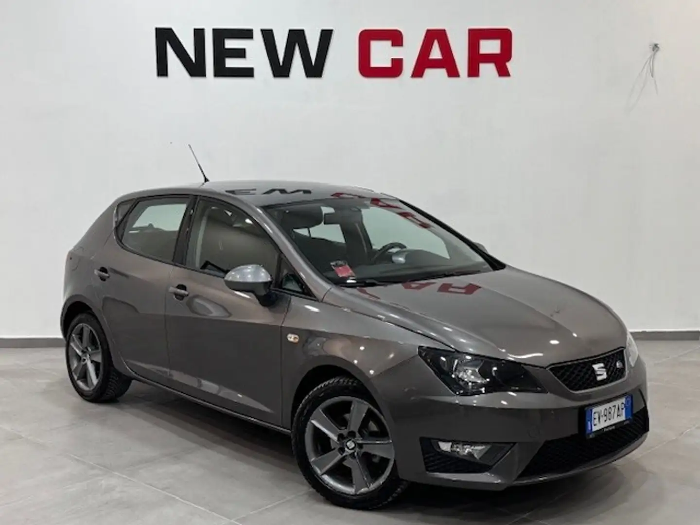 SEAT Ibiza 1.6 TDI CR 5 porte FR Grigio - 2