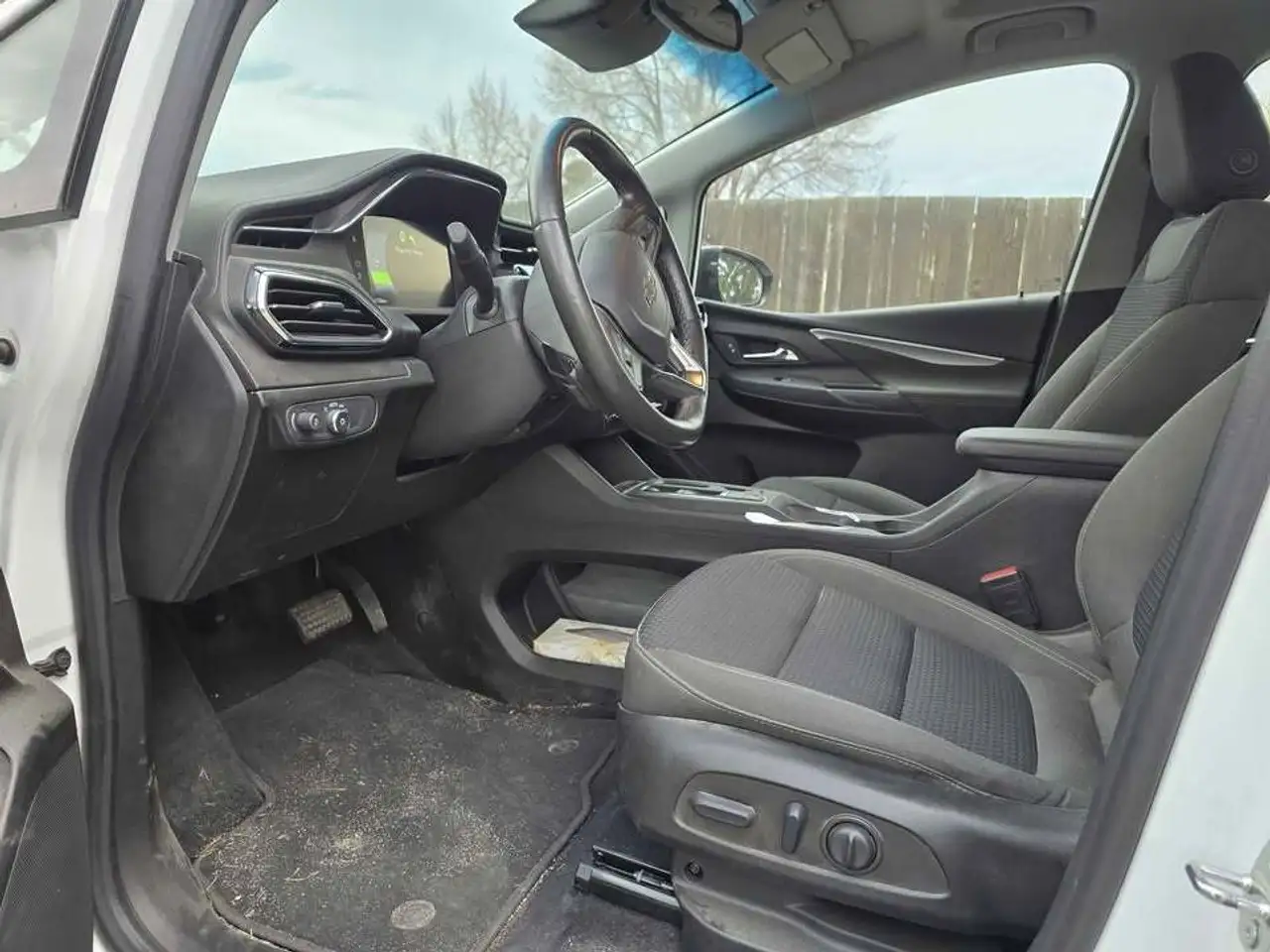 Chevrolet Bolt снимка Chevrolet Bolt