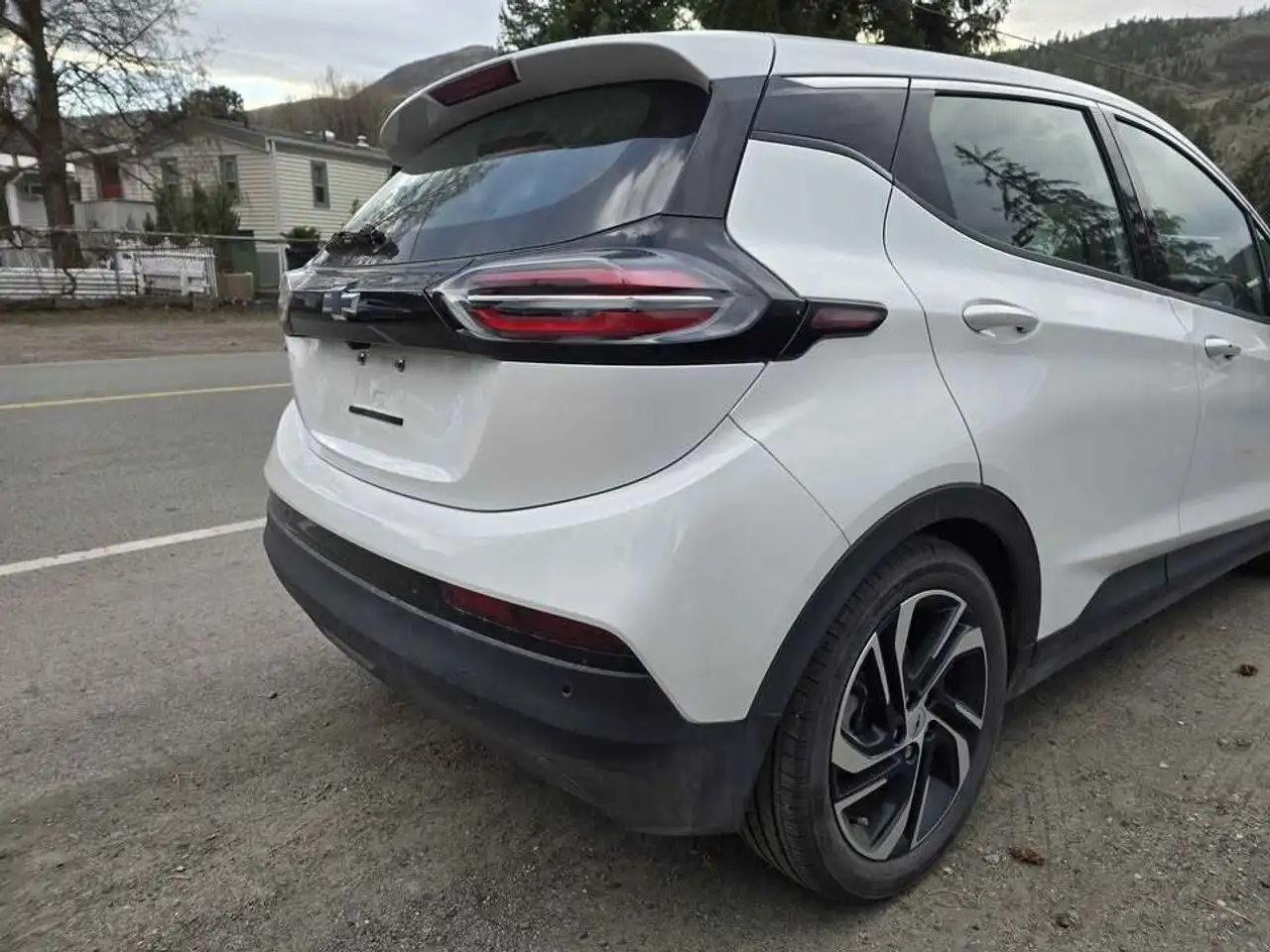 Chevrolet Bolt снимка Chevrolet Bolt