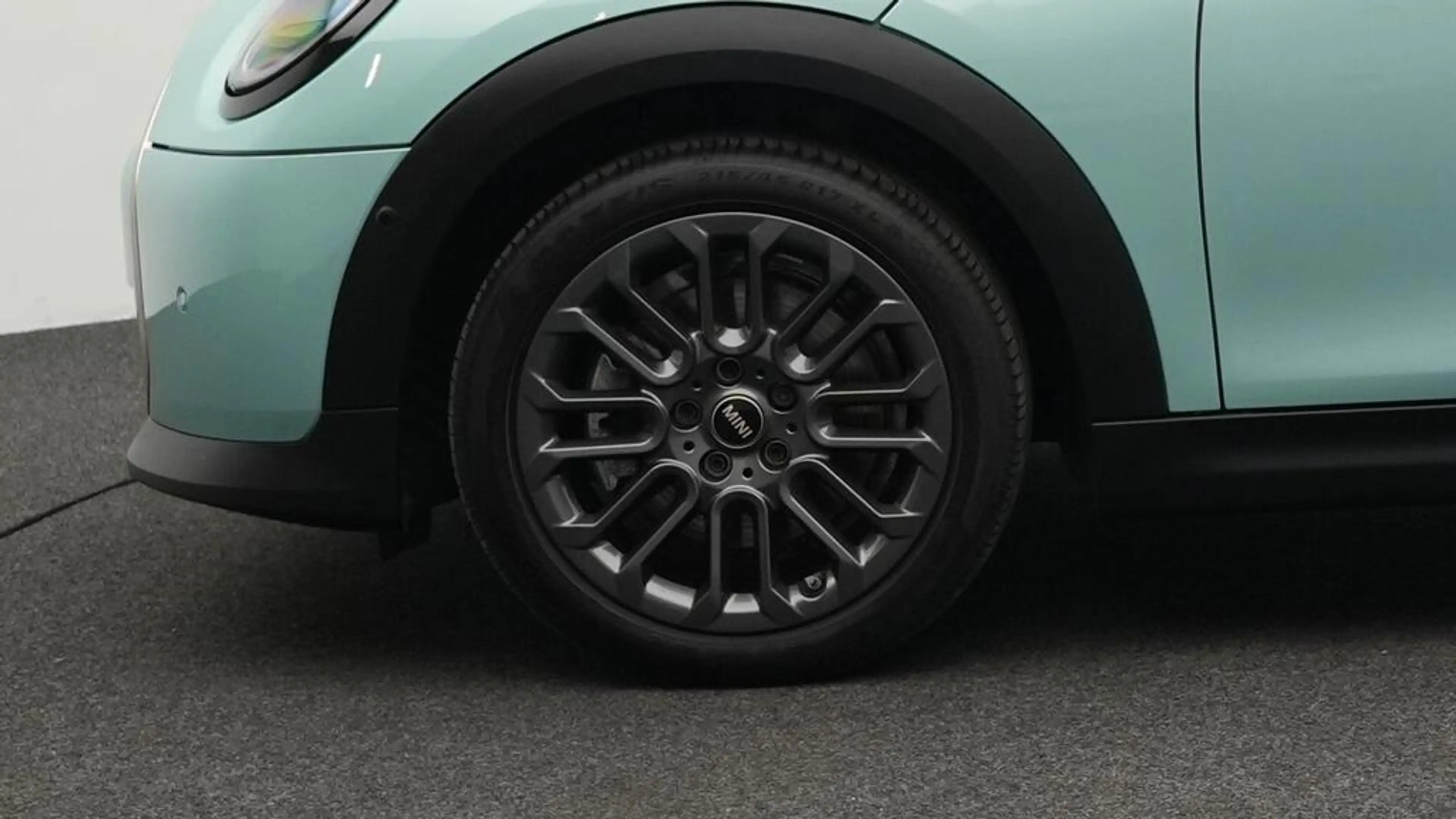 MINI Cooper C Favoured Trim — photo 11