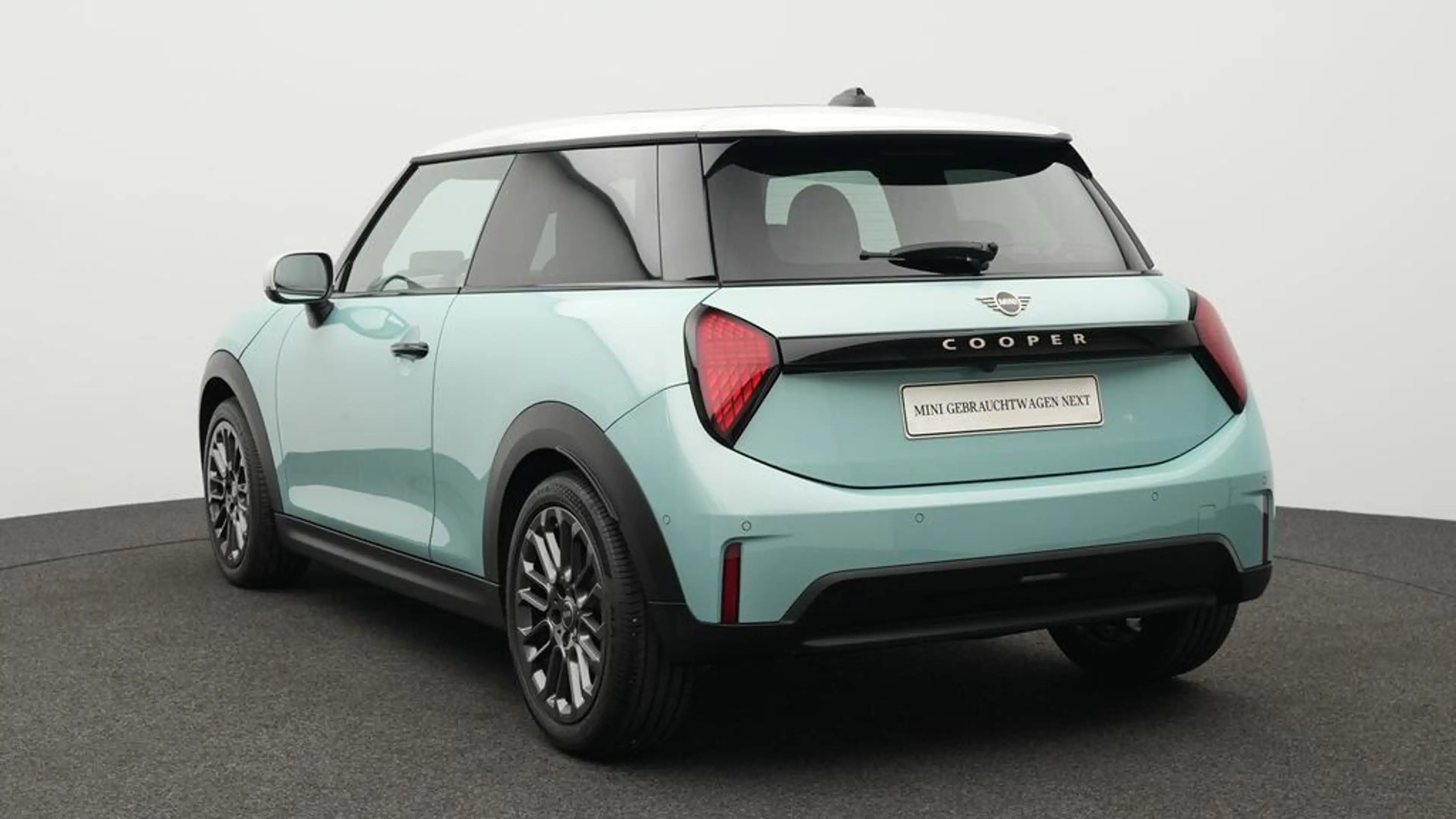 MINI Cooper C Favoured Trim — photo 6