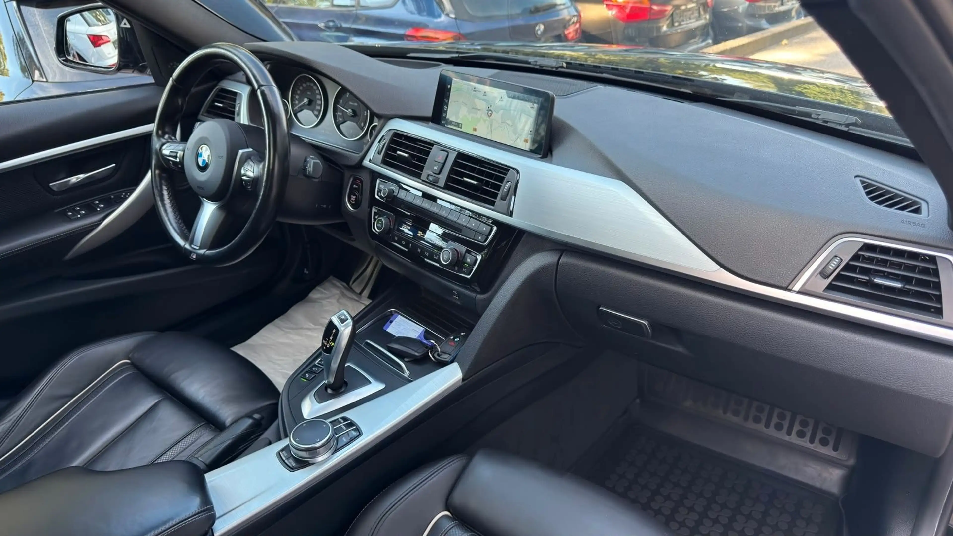 BMW 330 d xDrive M Sportpaket/Pano/HeadUp/H&K/LED — photo 11