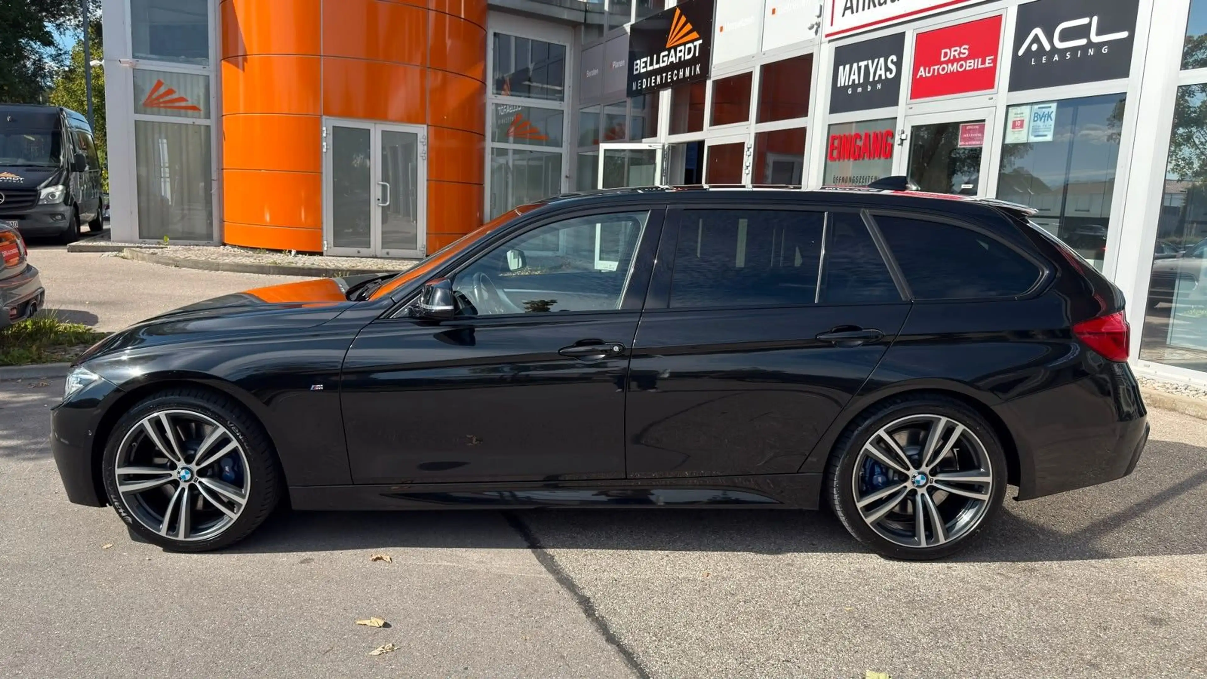 BMW 330 d xDrive M Sportpaket/Pano/HeadUp/H&K/LED — photo 2