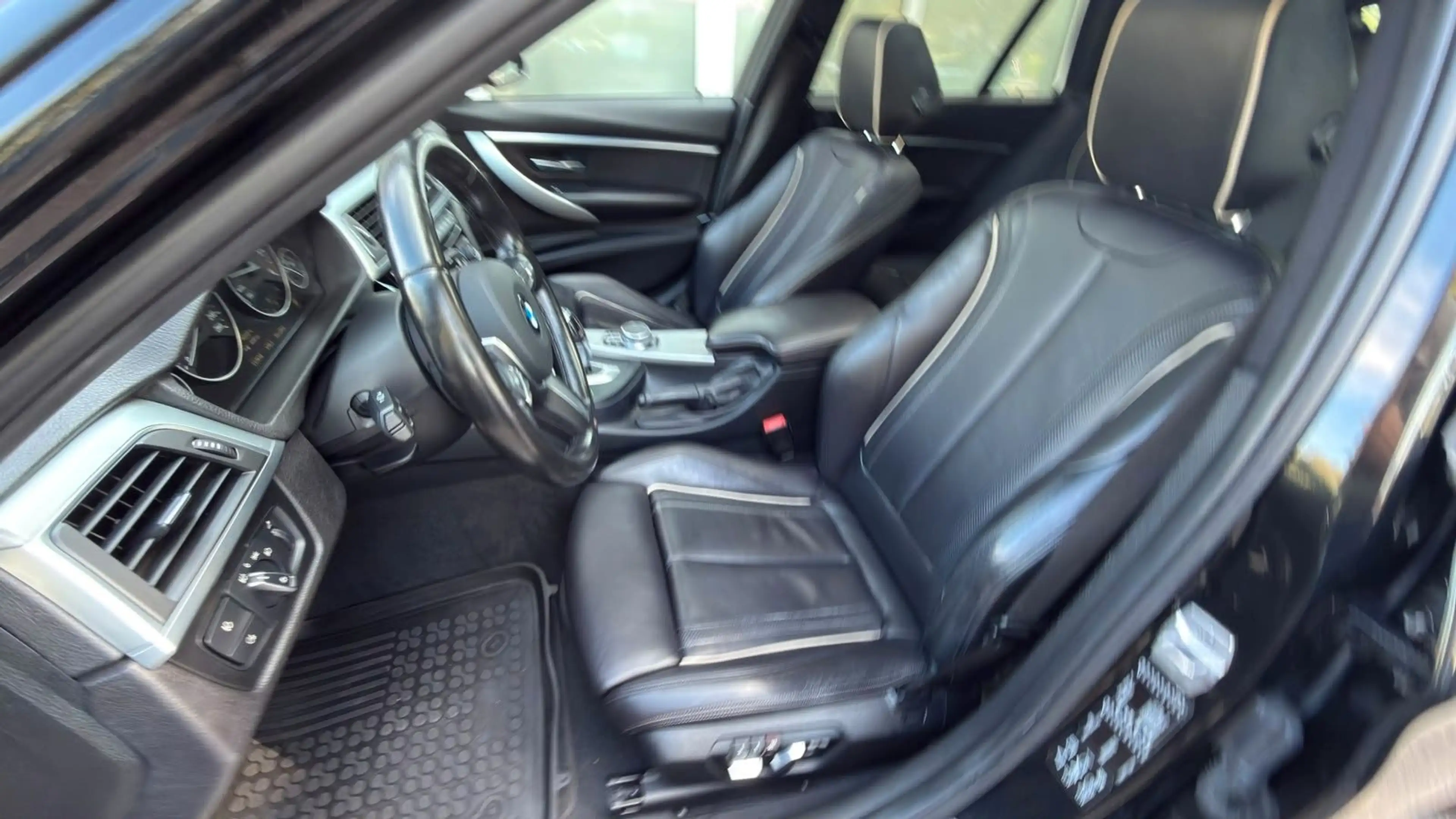 BMW 330 d xDrive M Sportpaket/Pano/HeadUp/H&K/LED — photo 10