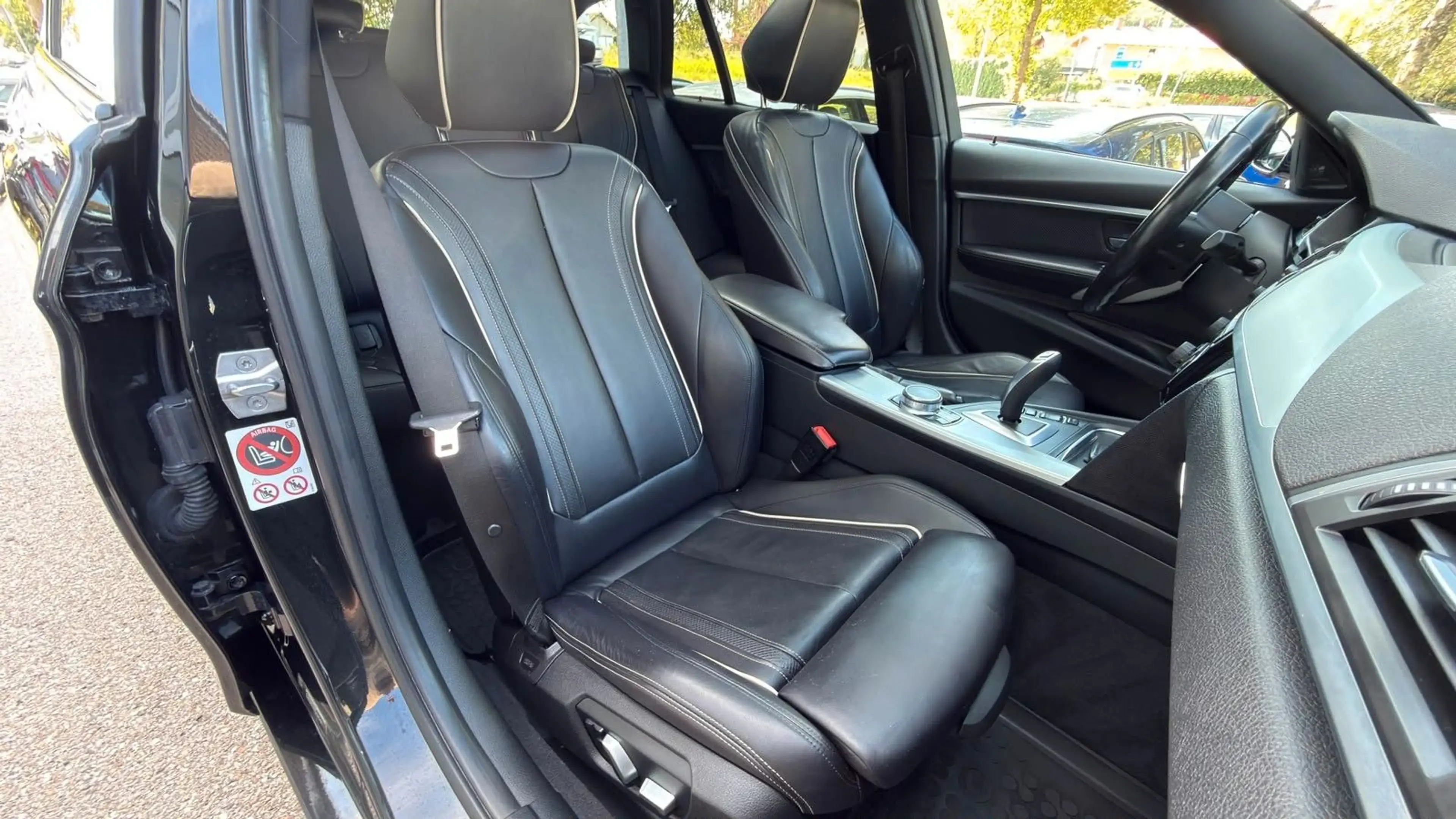 BMW 330 d xDrive M Sportpaket/Pano/HeadUp/H&K/LED — photo 12