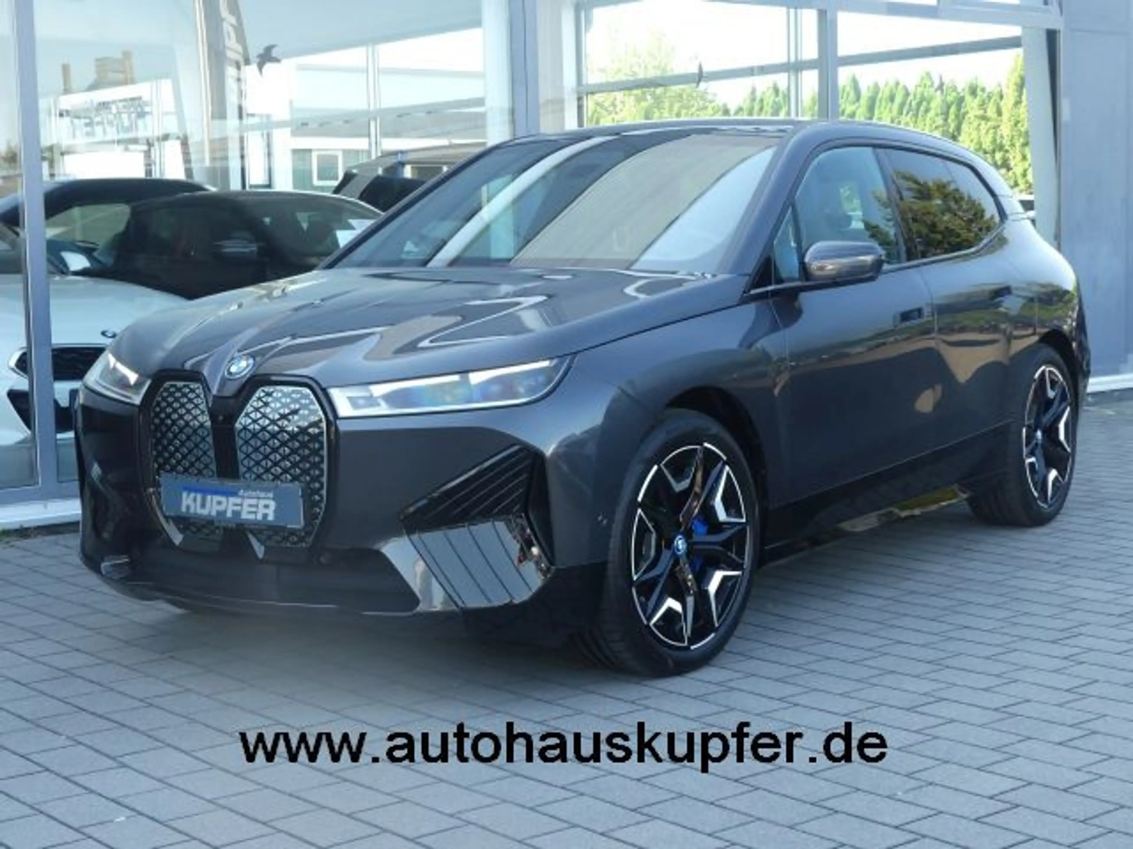BMW iX xDrive50 Sportpak.AHK°LASER°PANO°22