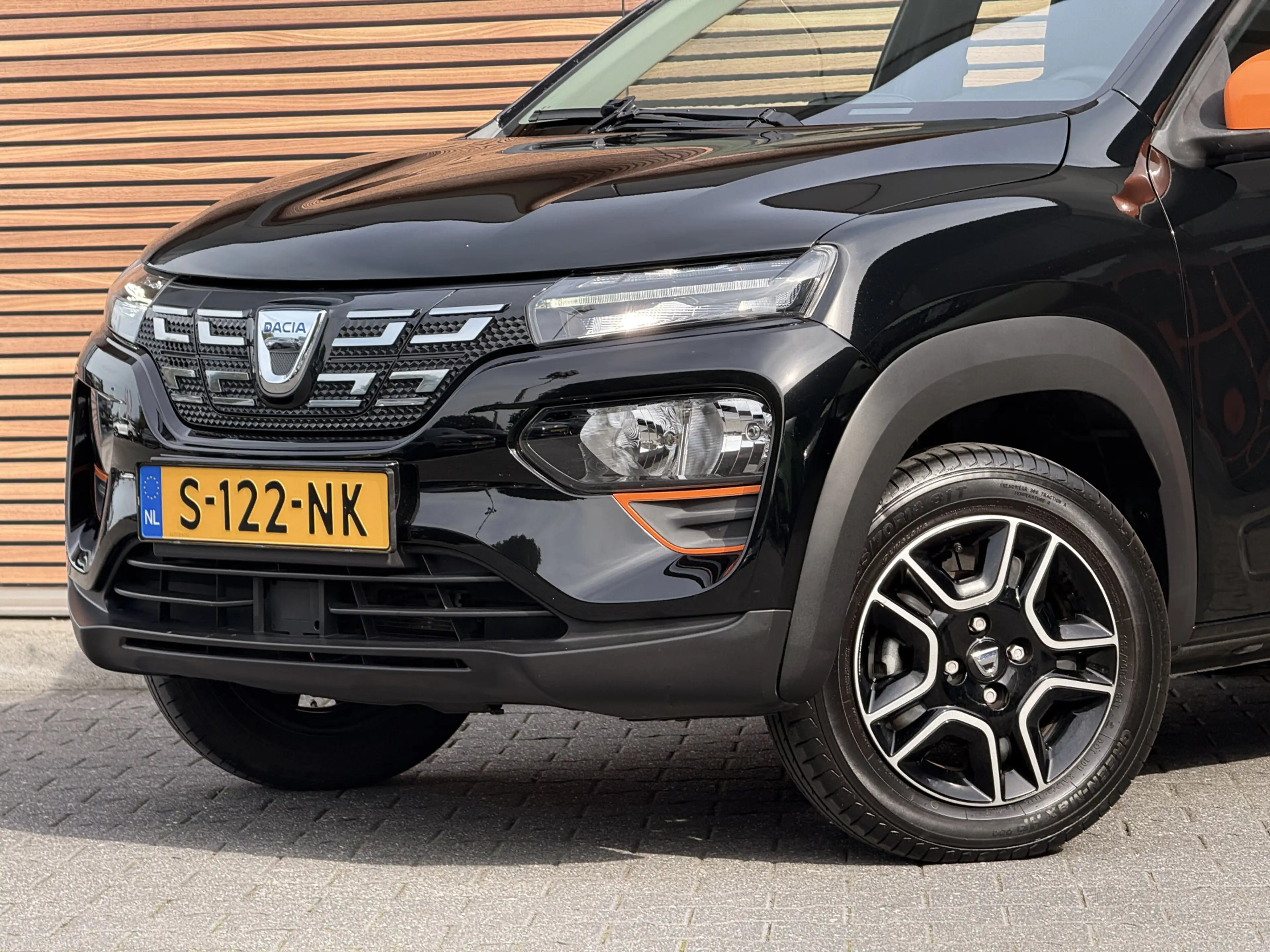 Dacia Spring Expression 27 kWh Camera / Leer / Cruise — photo 12