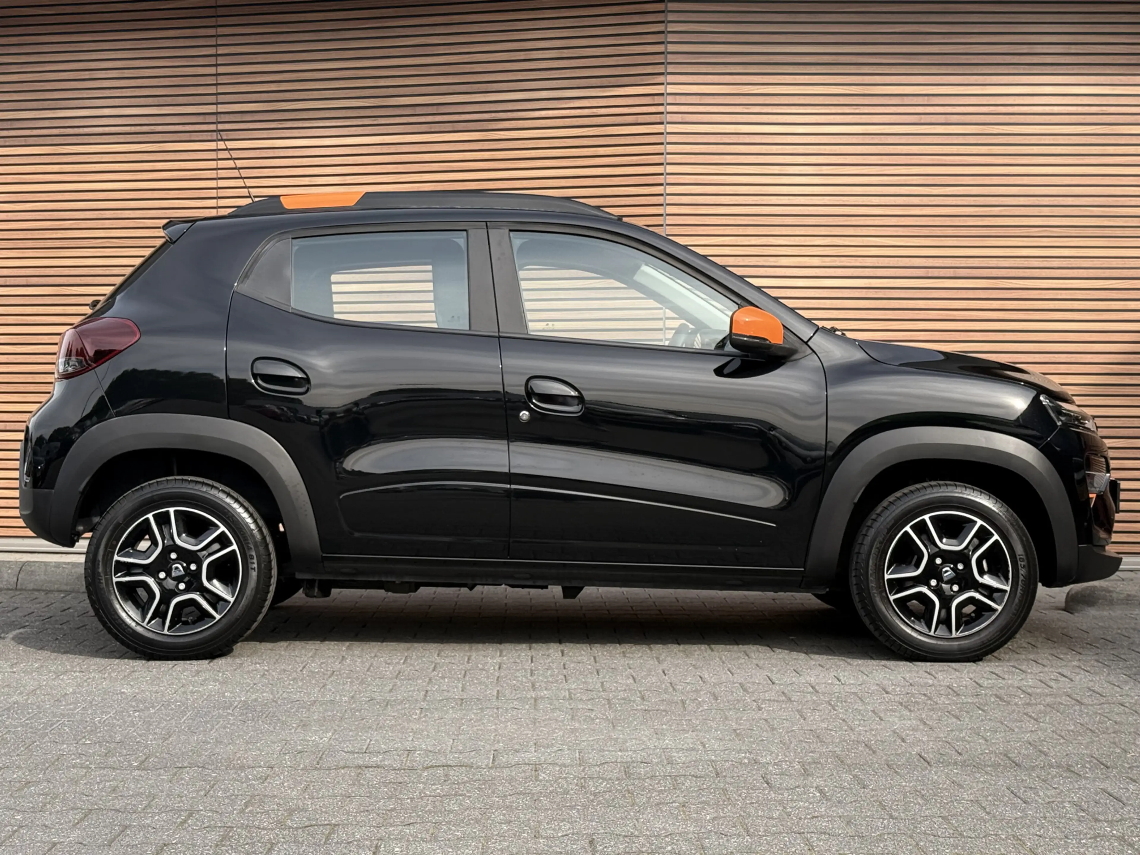 Dacia Spring Expression 27 kWh Camera / Leer / Cruise — photo 7