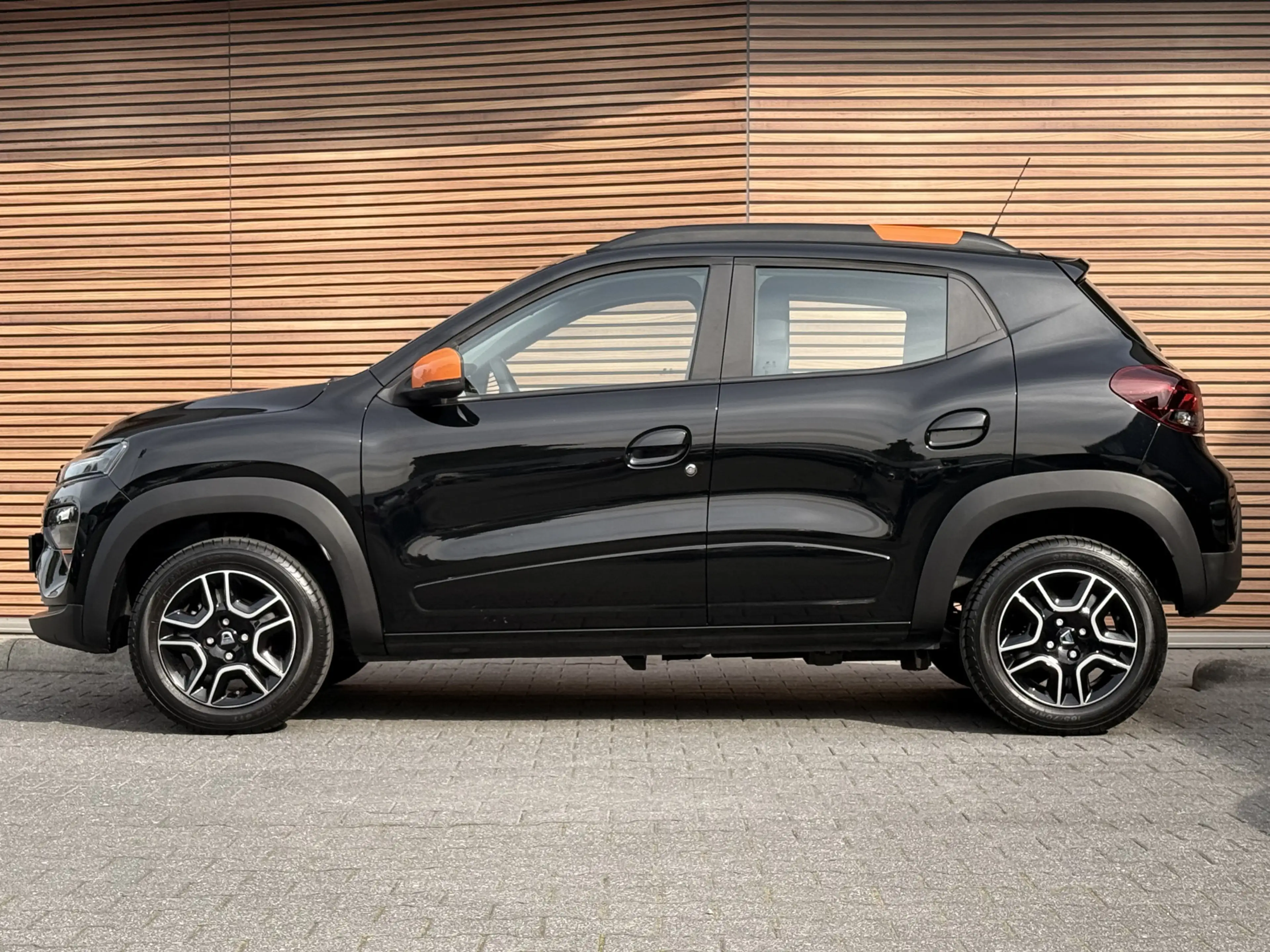 Dacia Spring Expression 27 kWh Camera / Leer / Cruise — photo 6