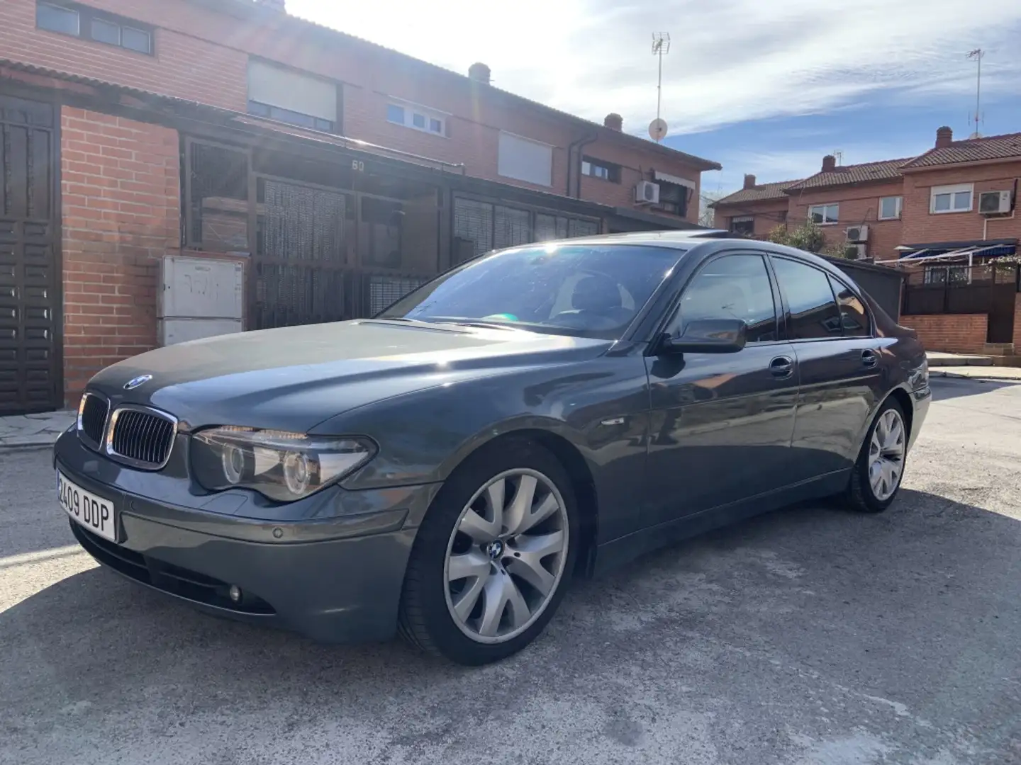 BMW 730 730d Aut. Šedá - 1