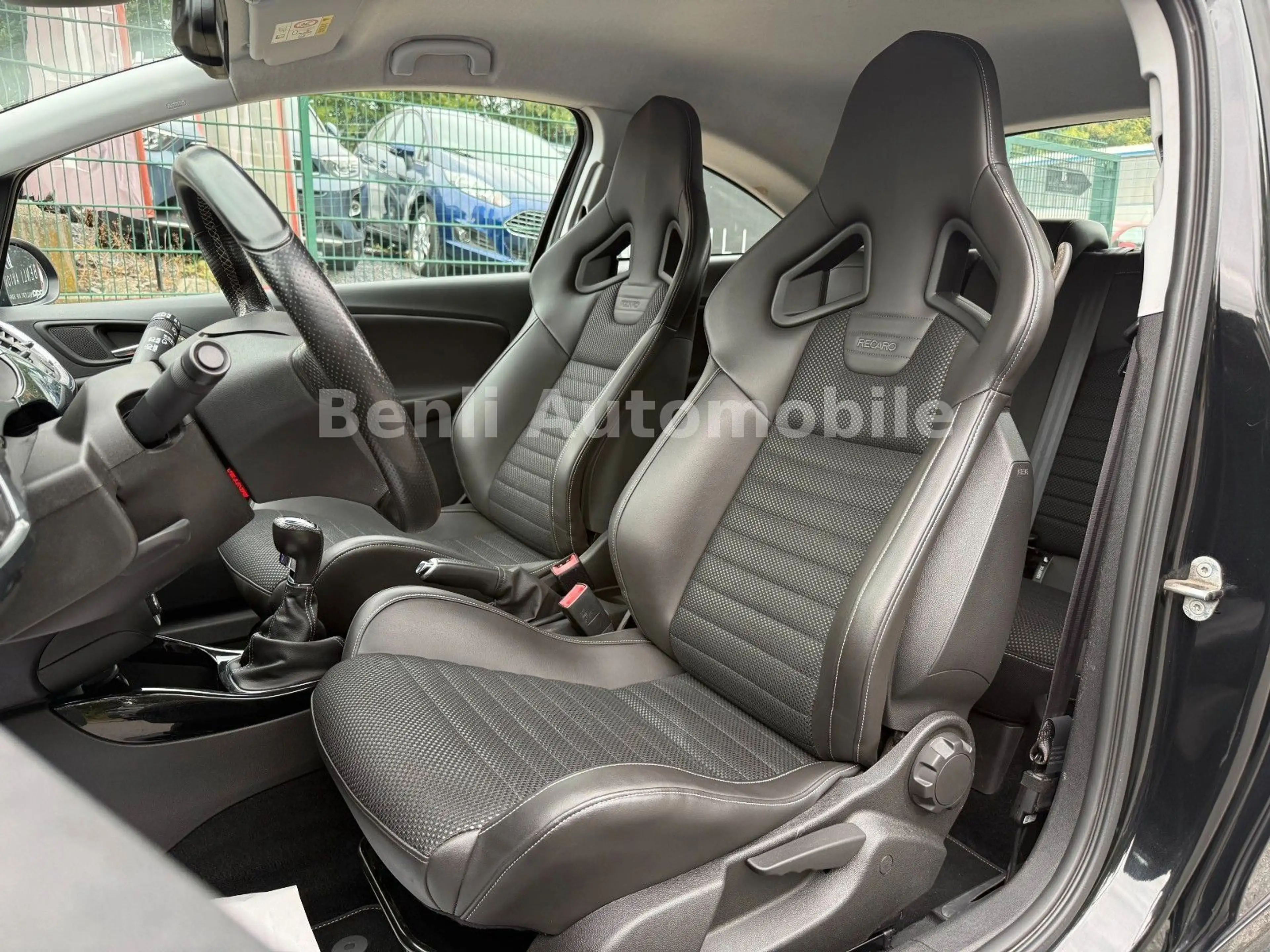 Opel Corsa E OPC/RECARO/KLIMA/SHZ/TMP/SPUR/KAMERA/TÜV — photo 11