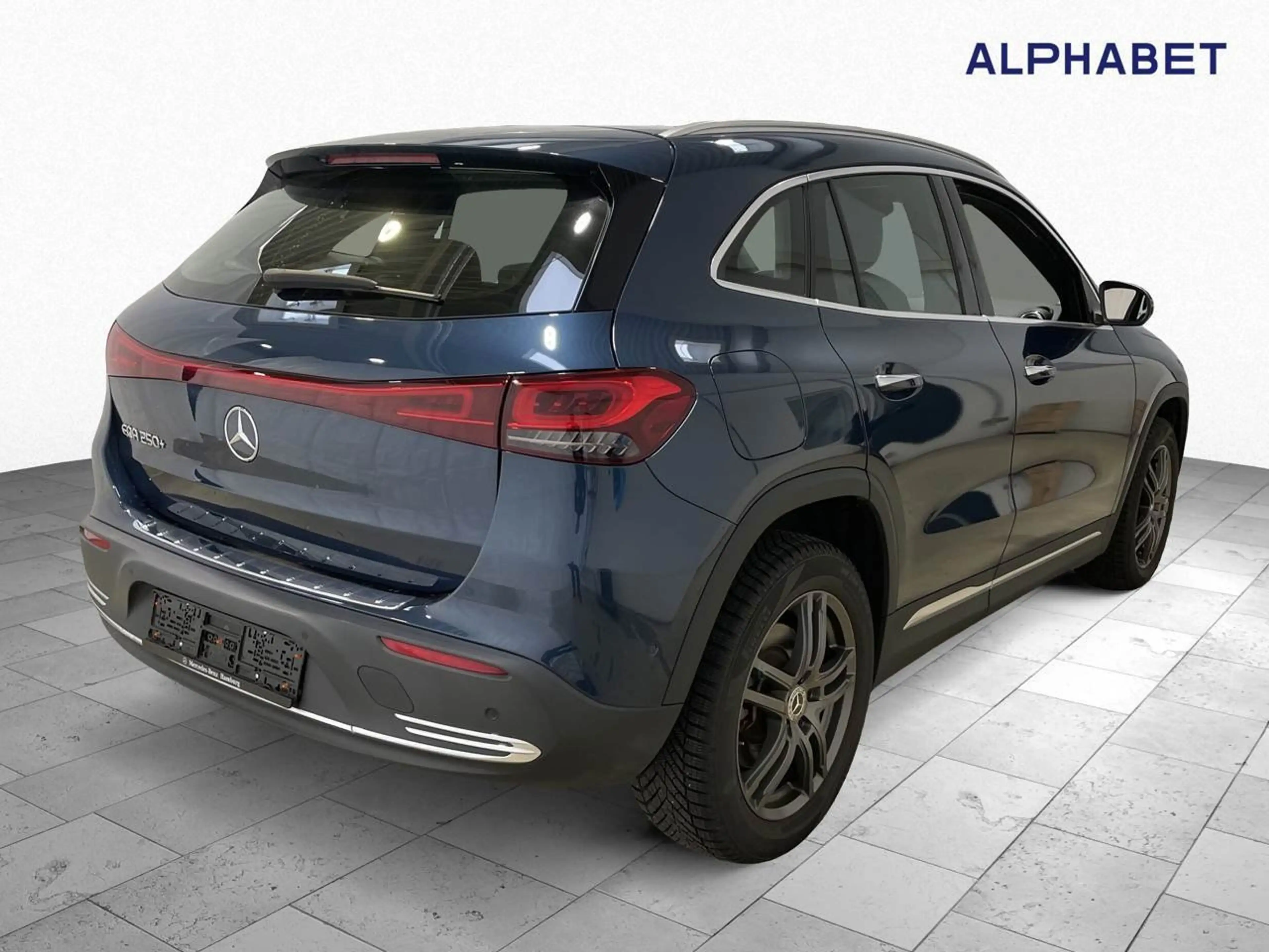 Mercedes-Benz EQA 250 + Progressive Pano S-Dach BLIS El.Heckkl. — photo 5