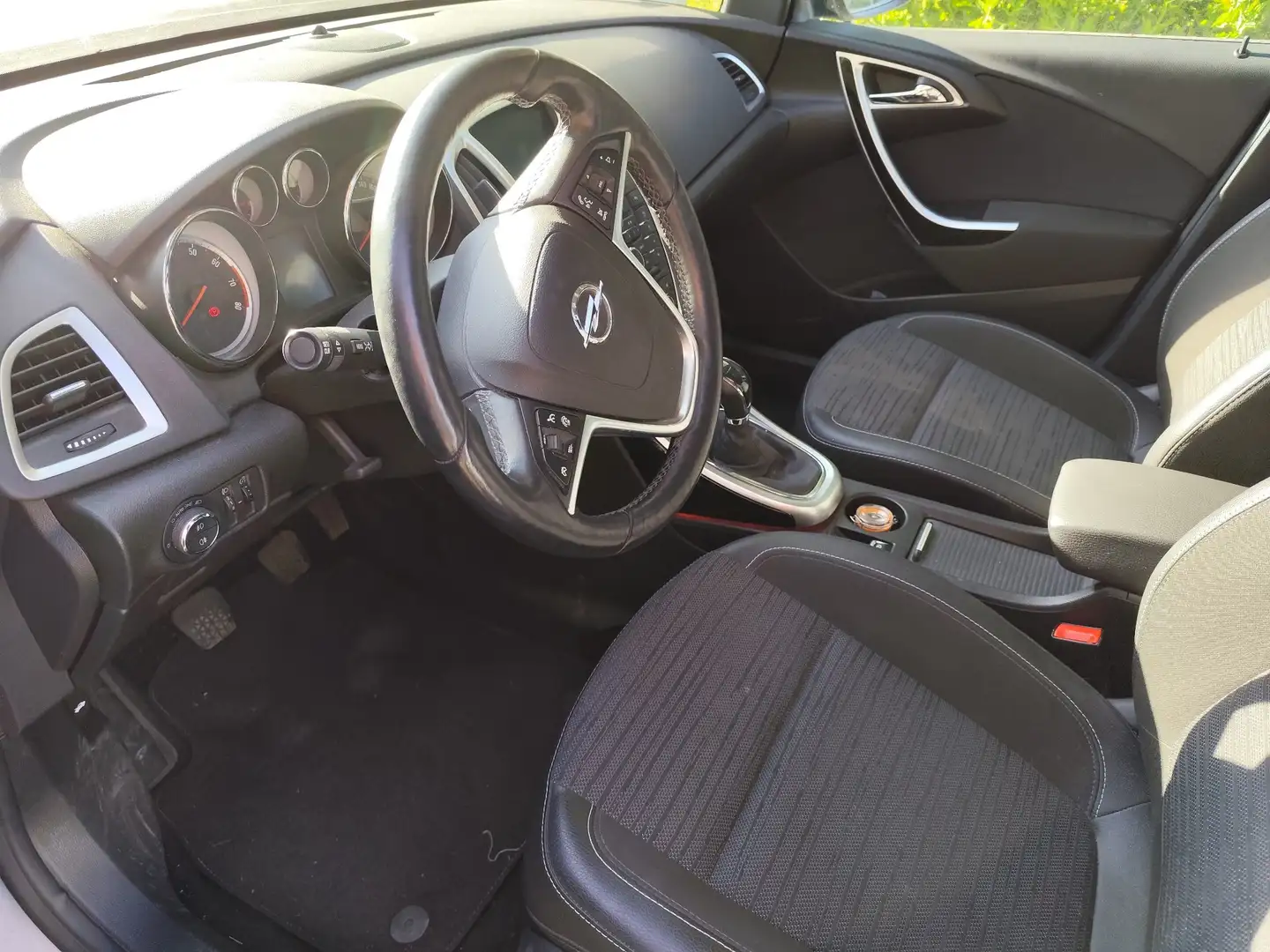 Opel Astra Energy Grau - 2