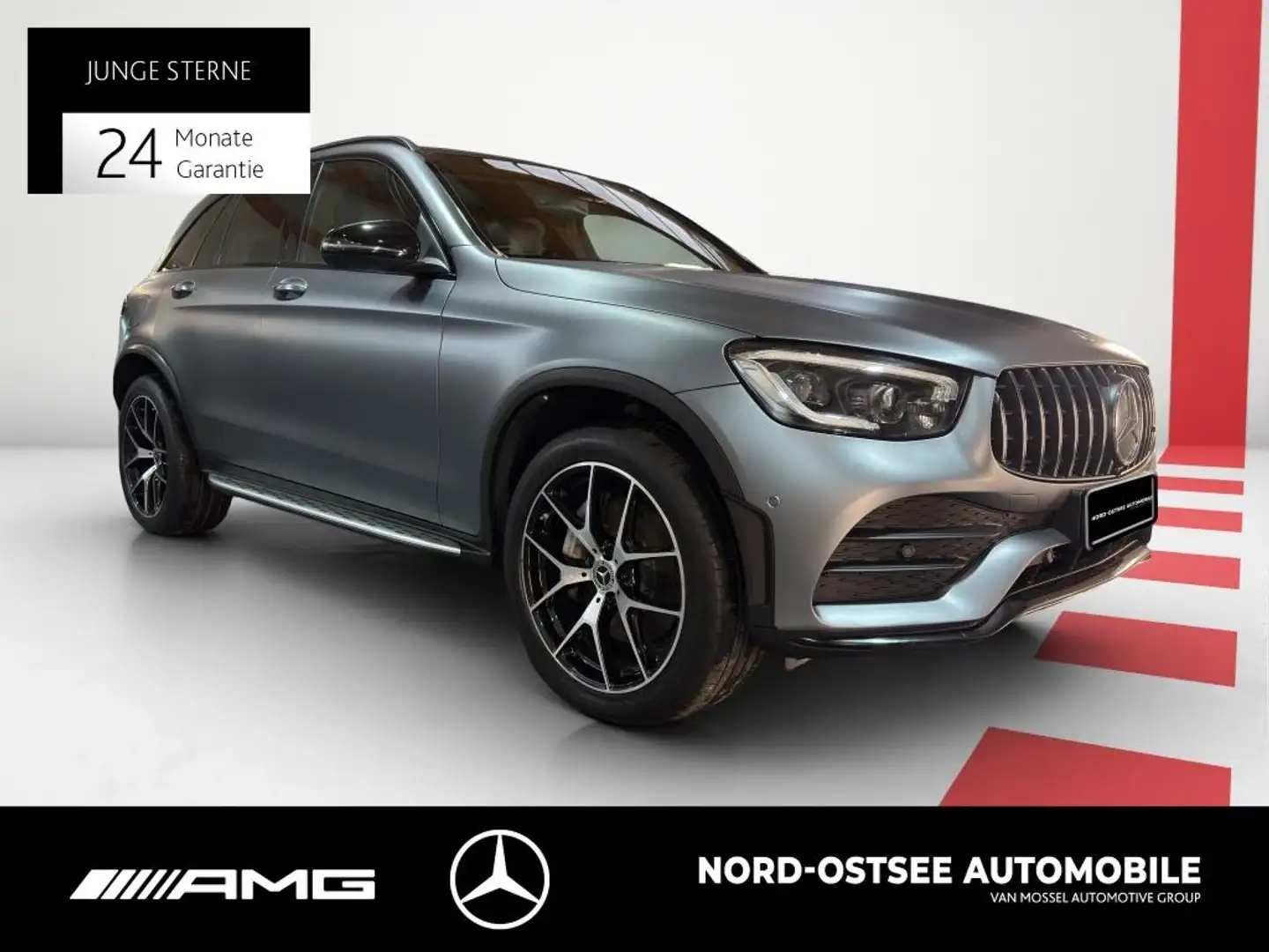 Mercedes-Benz GLC 300 e 4M AMG NIGHT DESIGNO MULTIBEAM PANO Grau - 2