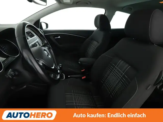 Volkswagen Polo view 10