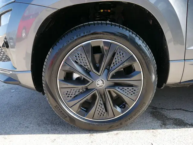 Skoda Karoq view 4