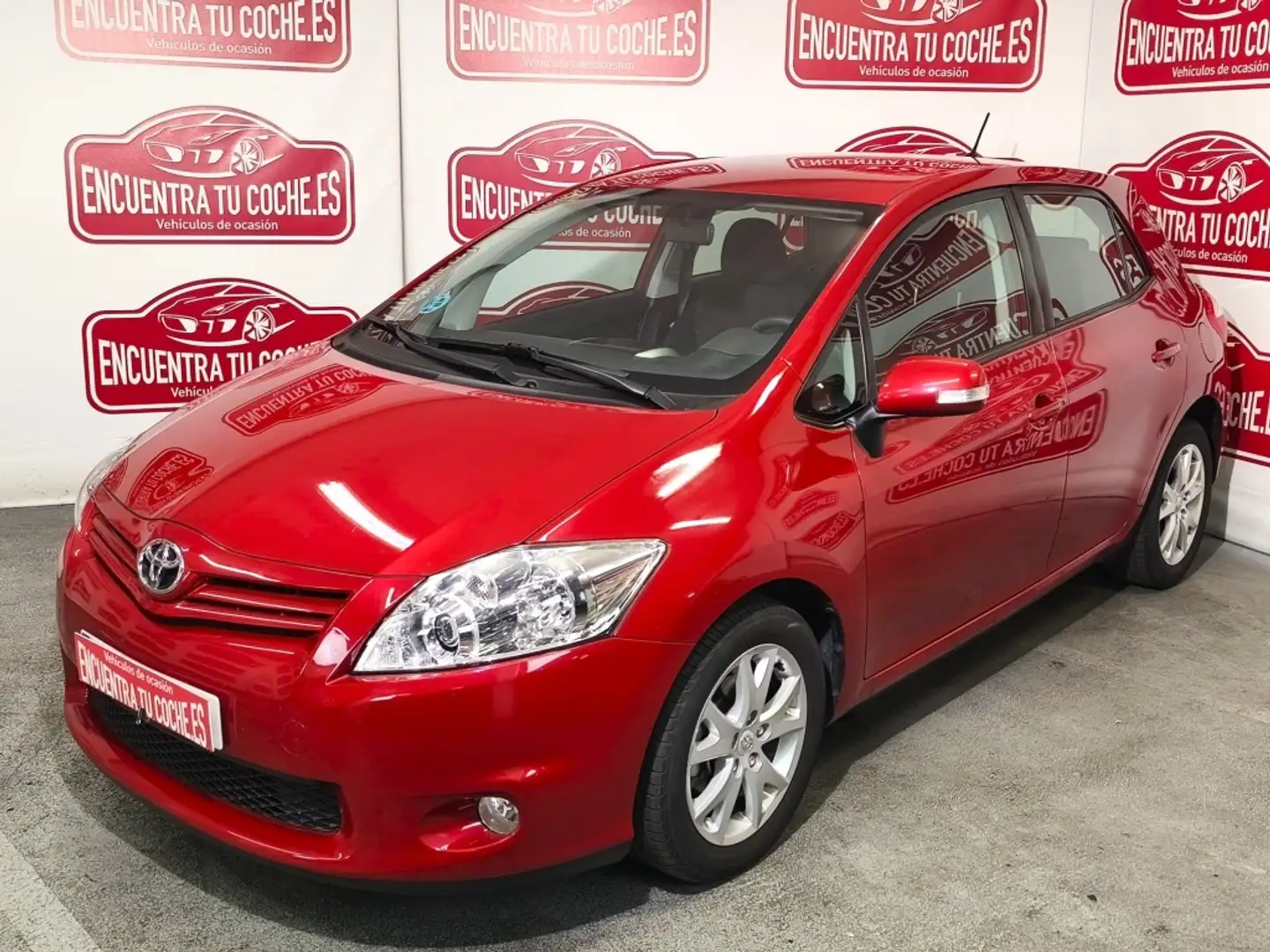 Toyota Auris 1.6 VVT-i Active Rojo - 2