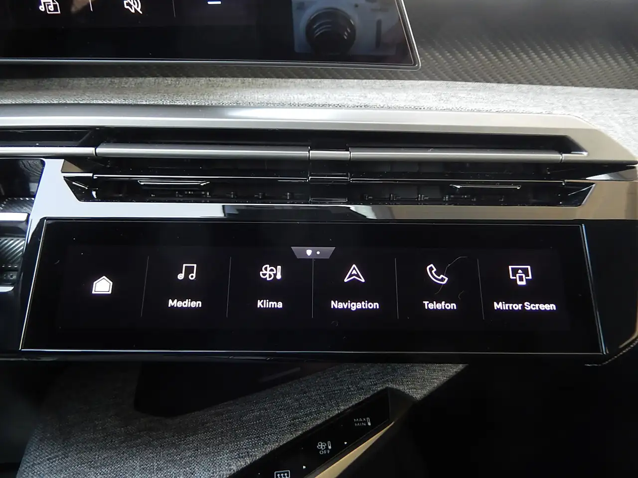 Peugeot 3008 Hybrid 136 E-DCS6 Allure Aut. 16