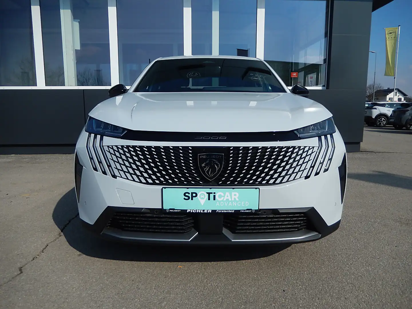 Peugeot 3008 Hybrid 136 E-DCS6 Allure Aut. Weiß - 2