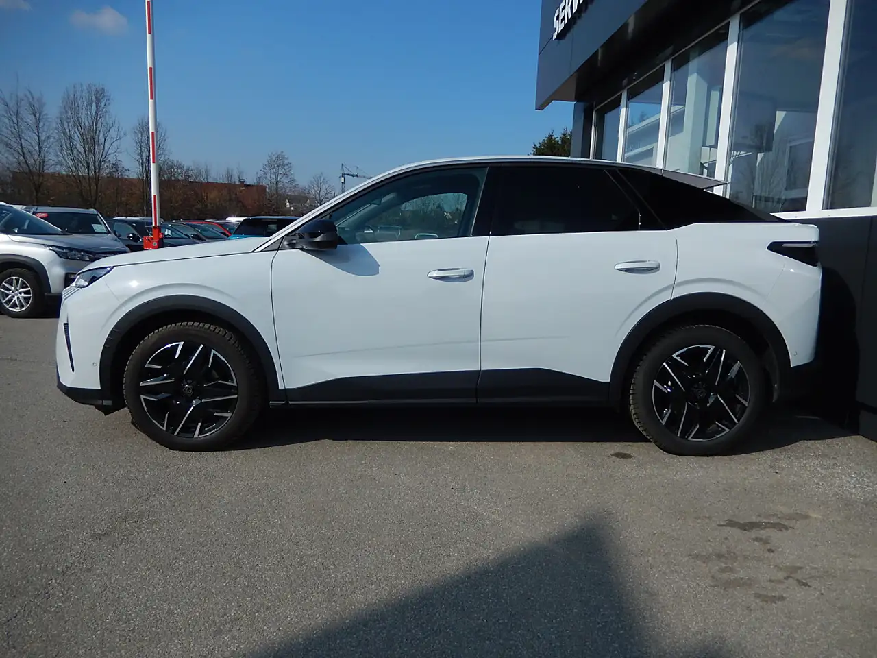 Peugeot 3008 Hybrid 136 E-DCS6 Allure Aut. 4