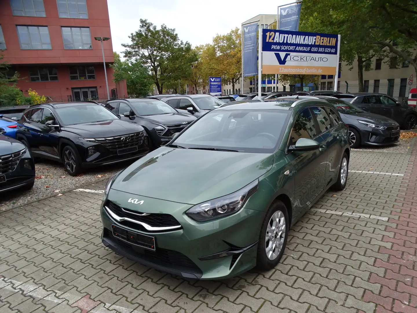 Kia Ceed SW / cee'd SW cee´d Sportswagon 1.5 Autom. Pakete:Drive-Assist/K Vert - 1