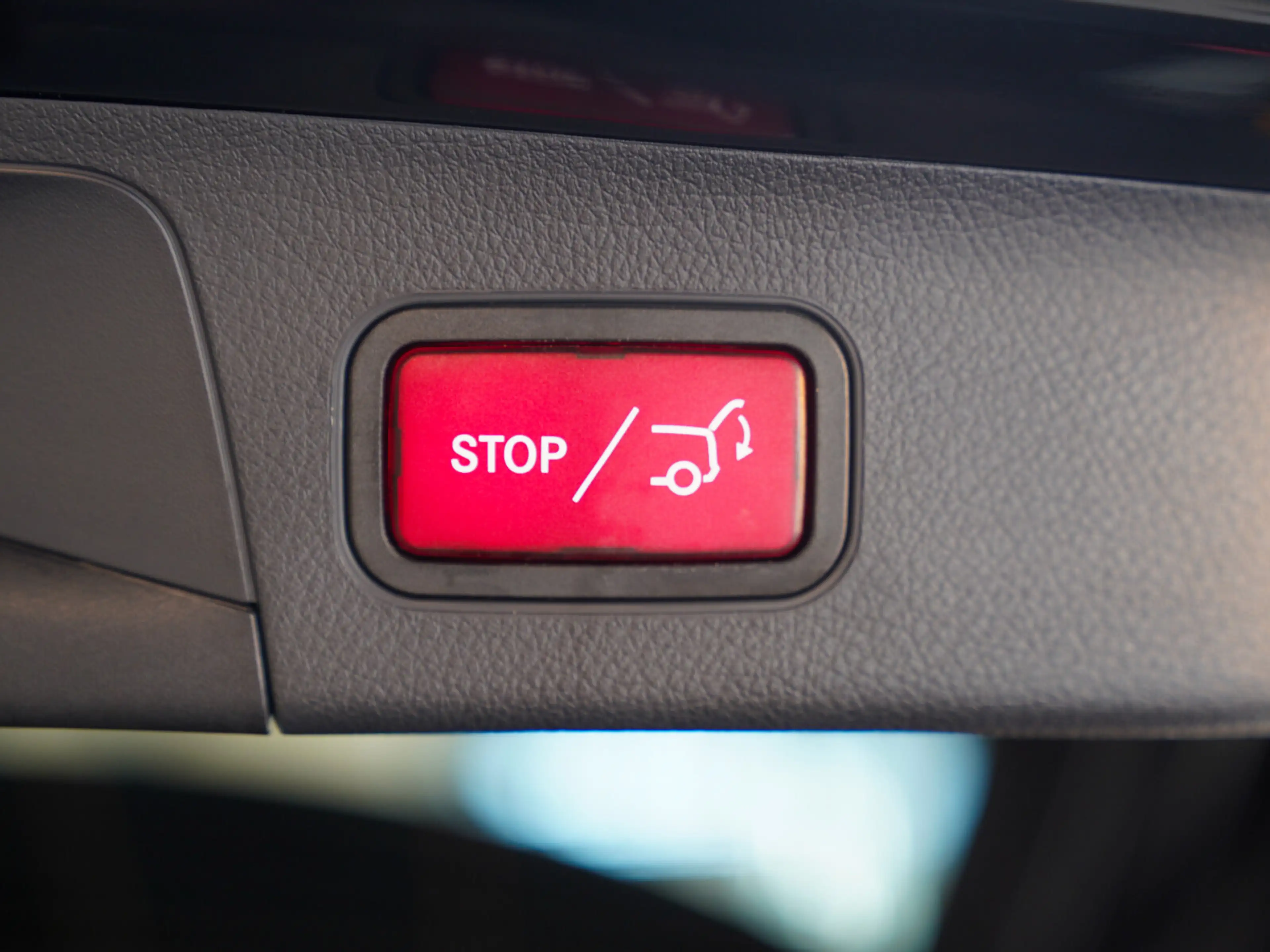 Mercedes-Benz EQA 300 EQA 300 4M Progressive Fahrassistenz 360° Memory — photo 6
