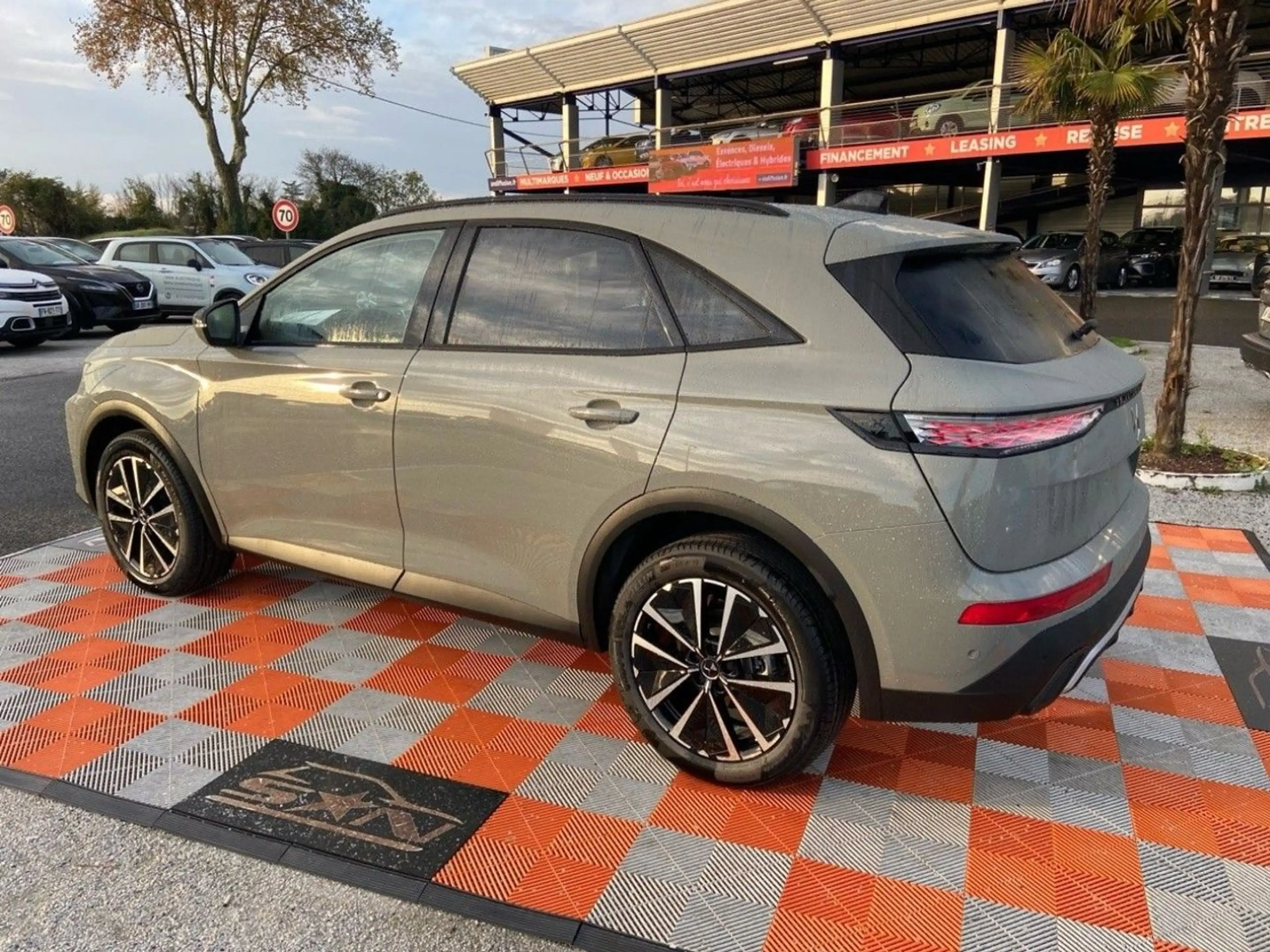 DS Automobiles DS 7 BlueHDi 130 EAT8 PALLAS Pack Confort \u0026amp;amp; Tech Caméra 360Â° Hayon Hifi Focal — photo 7