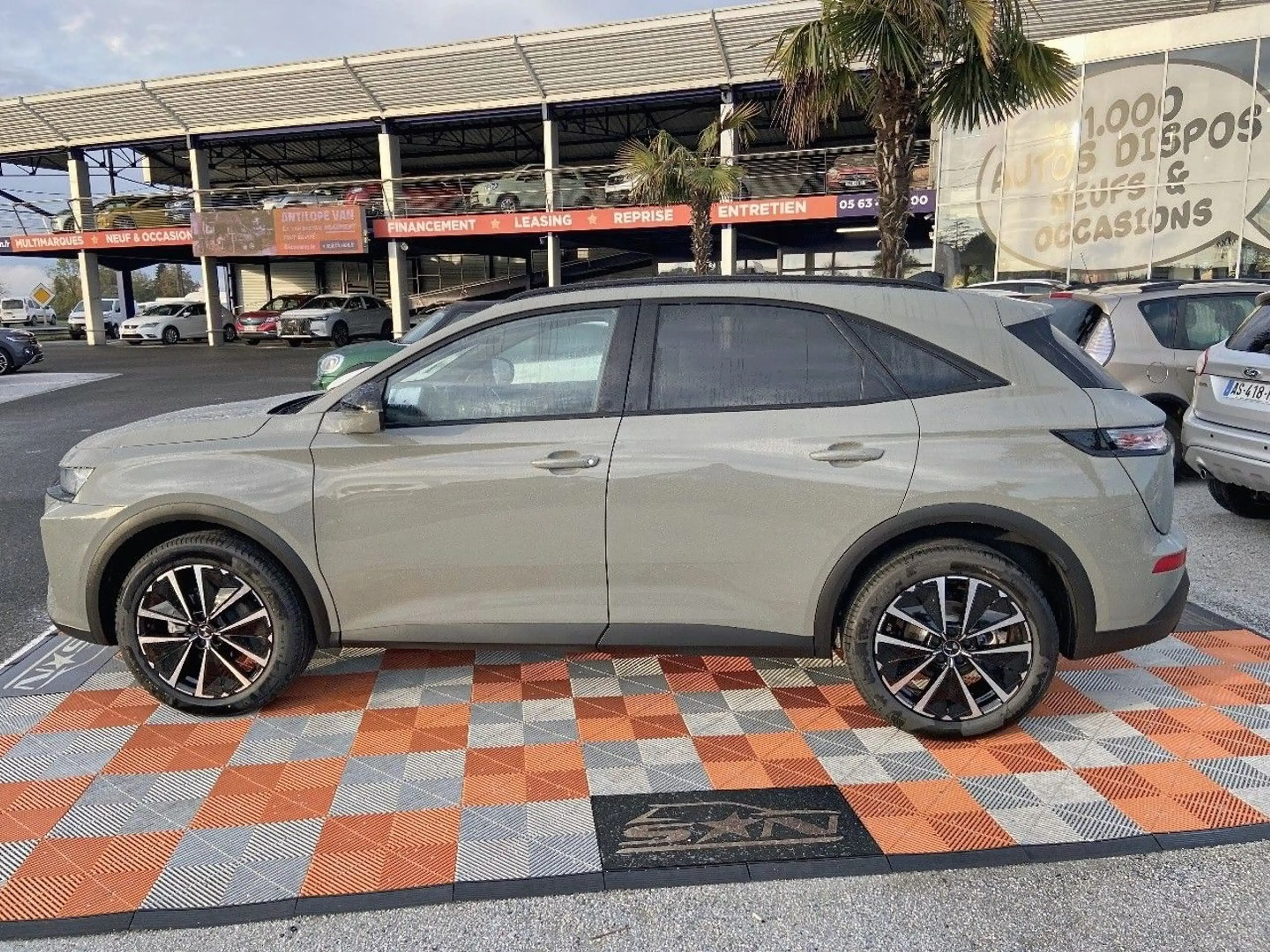 DS Automobiles DS 7 BlueHDi 130 EAT8 PALLAS Pack Confort \u0026amp;amp; Tech Caméra 360Â° Hayon Hifi Focal — photo 8