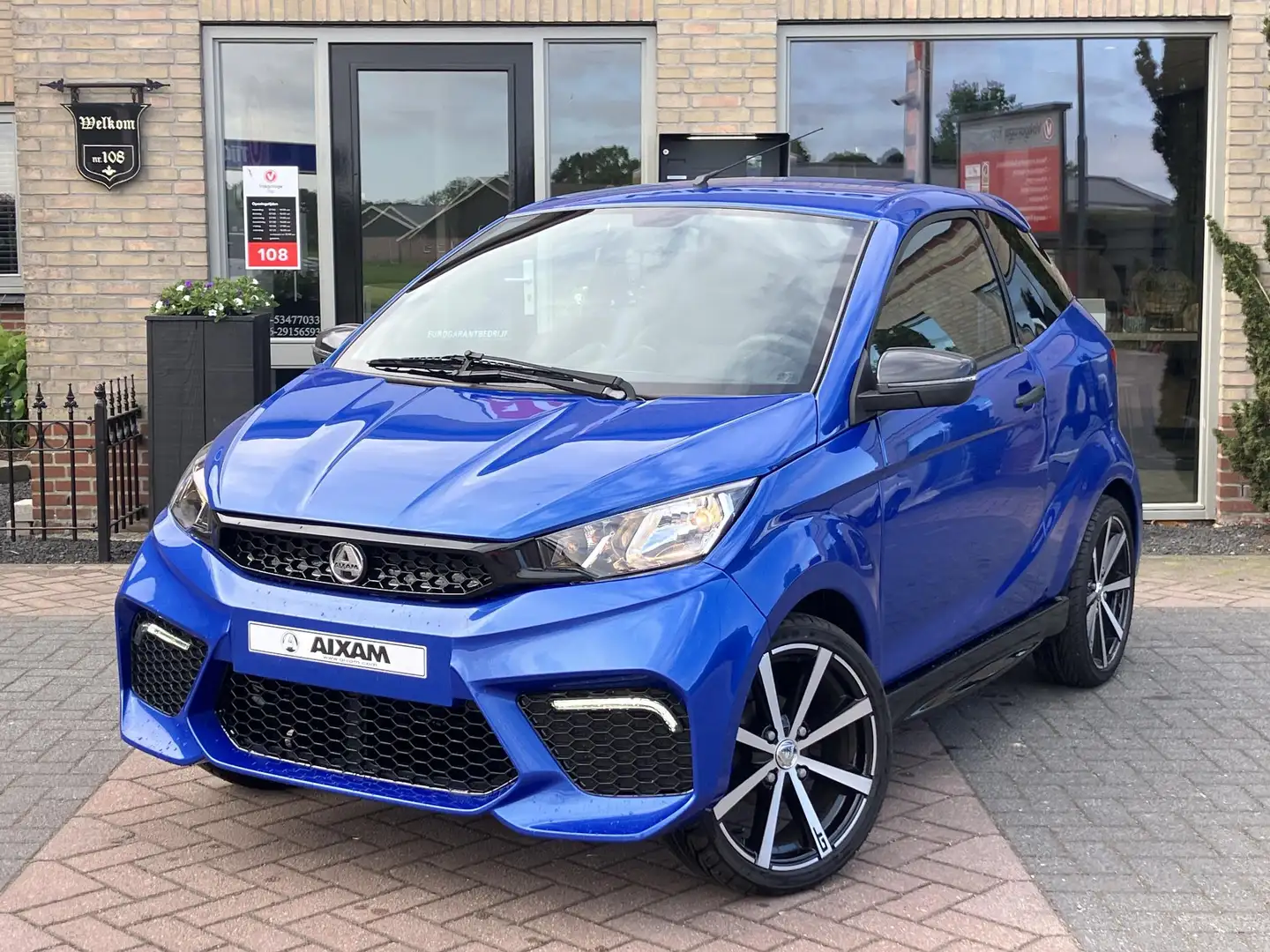 Aixam GTI e-Coupé | Standkachel | Dealer | Leder Blau - 2