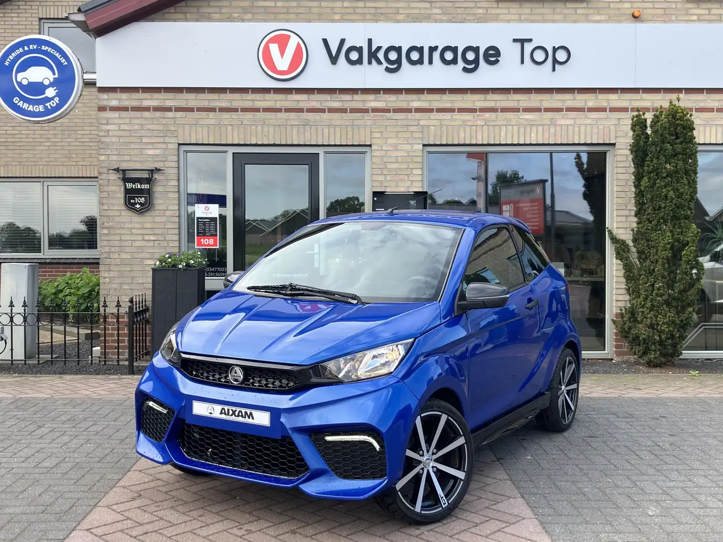 Aixam GTI e-Coupé | Standkachel | Dealer | Leder Blau - 1