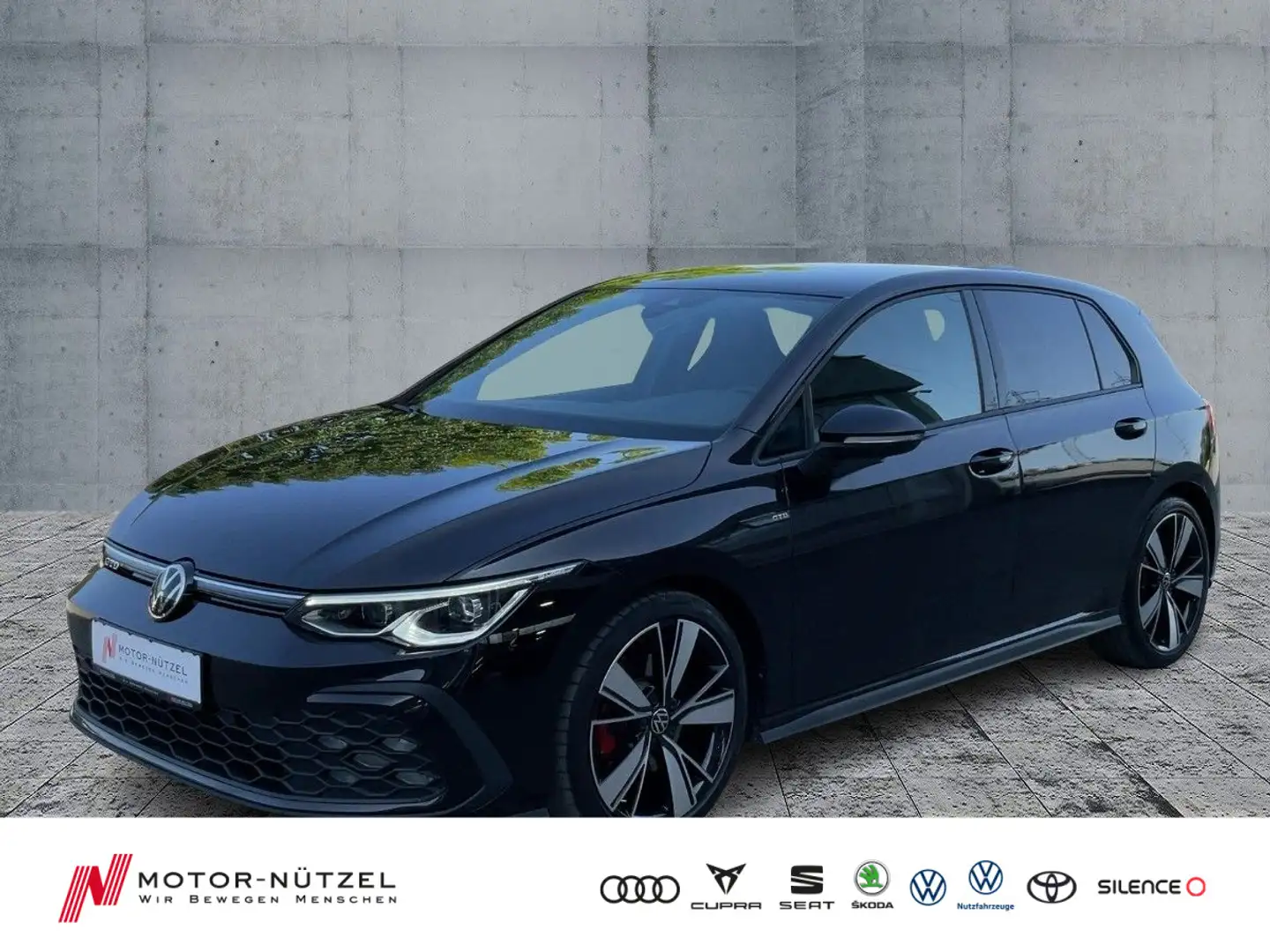 Volkswagen Golf VIII GTD DSG 5JG+MATRIX+NAVI+AHK+ACC+SHZ+18 Schwarz - 1