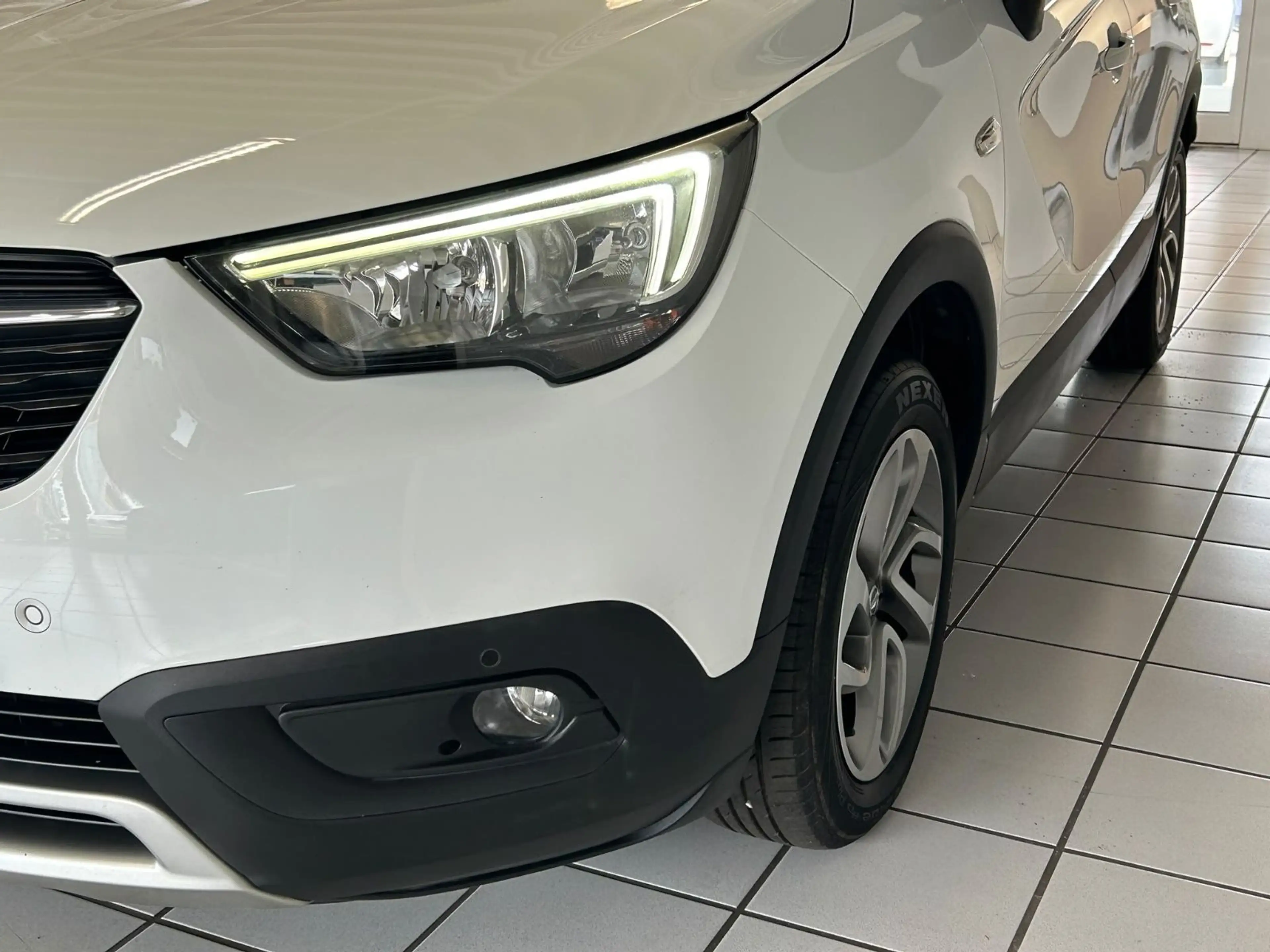 Opel Crossland X — photo 8
