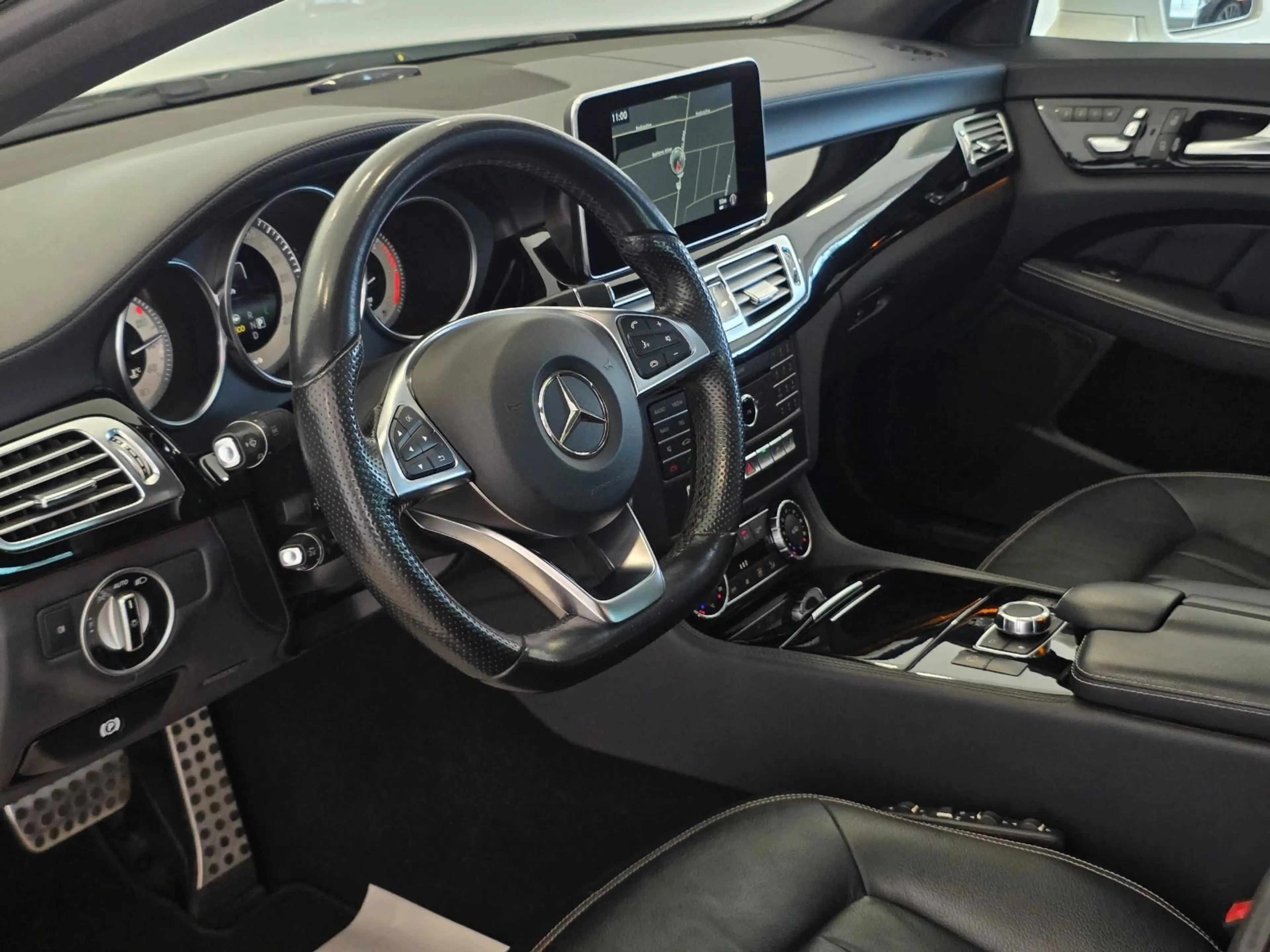 Mercedes-Benz CLS 350 d BlueTec 4Matic AMG-Line|SHDACH|DTR+|36 — photo 8
